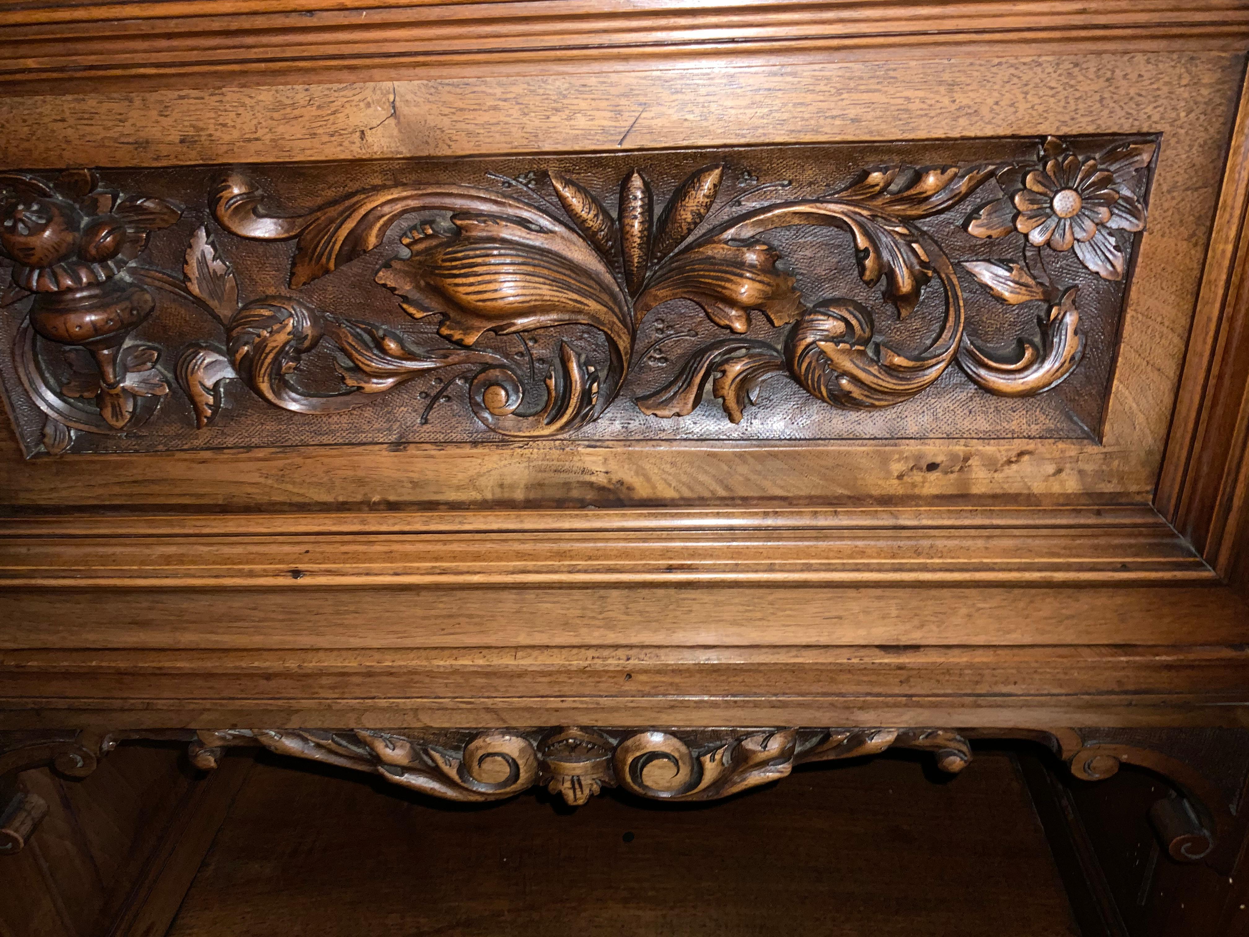 Oak French oak double cupboard/buffet Henry II style, 19 th c. Carved For Sale