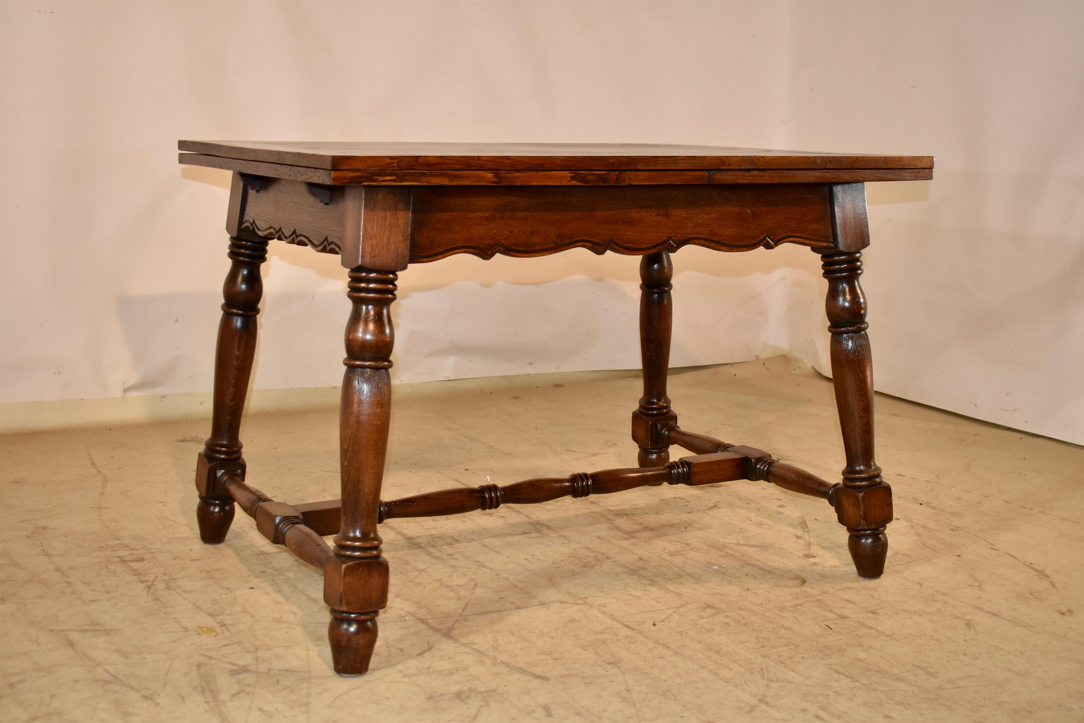 Turned French Oak Draw-Leaf Table, Circa 1900 For Sale
