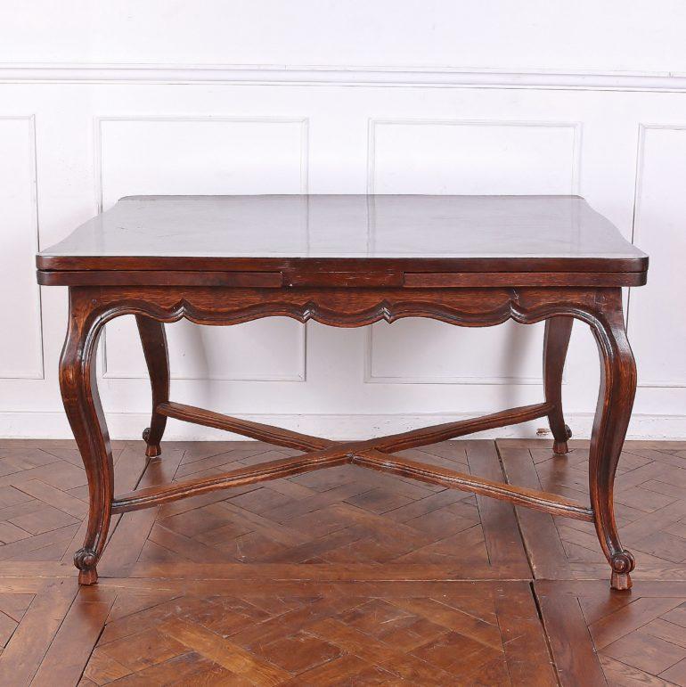 20th Century French Oak Draw-Leaf Table