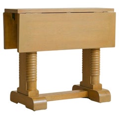 French Oak Drop-Leaf Side Table in the Manner of Charles Dudouyt, 1940s French Oak Drop-Leaf Side Table in the Manner of Charles Dudouyt, 1940s