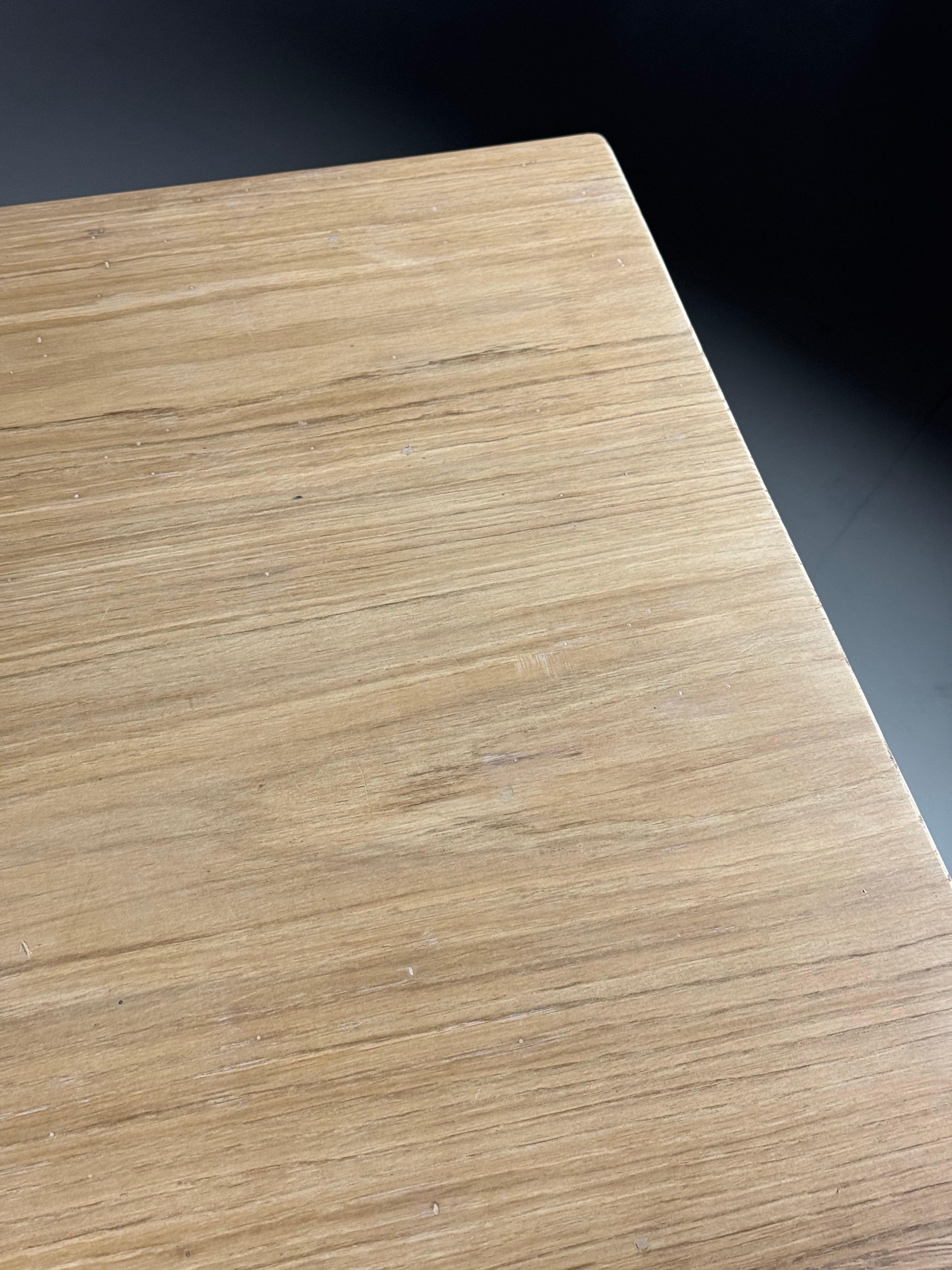 Table à manger de ferme en chêne français 270 cm en vente 6