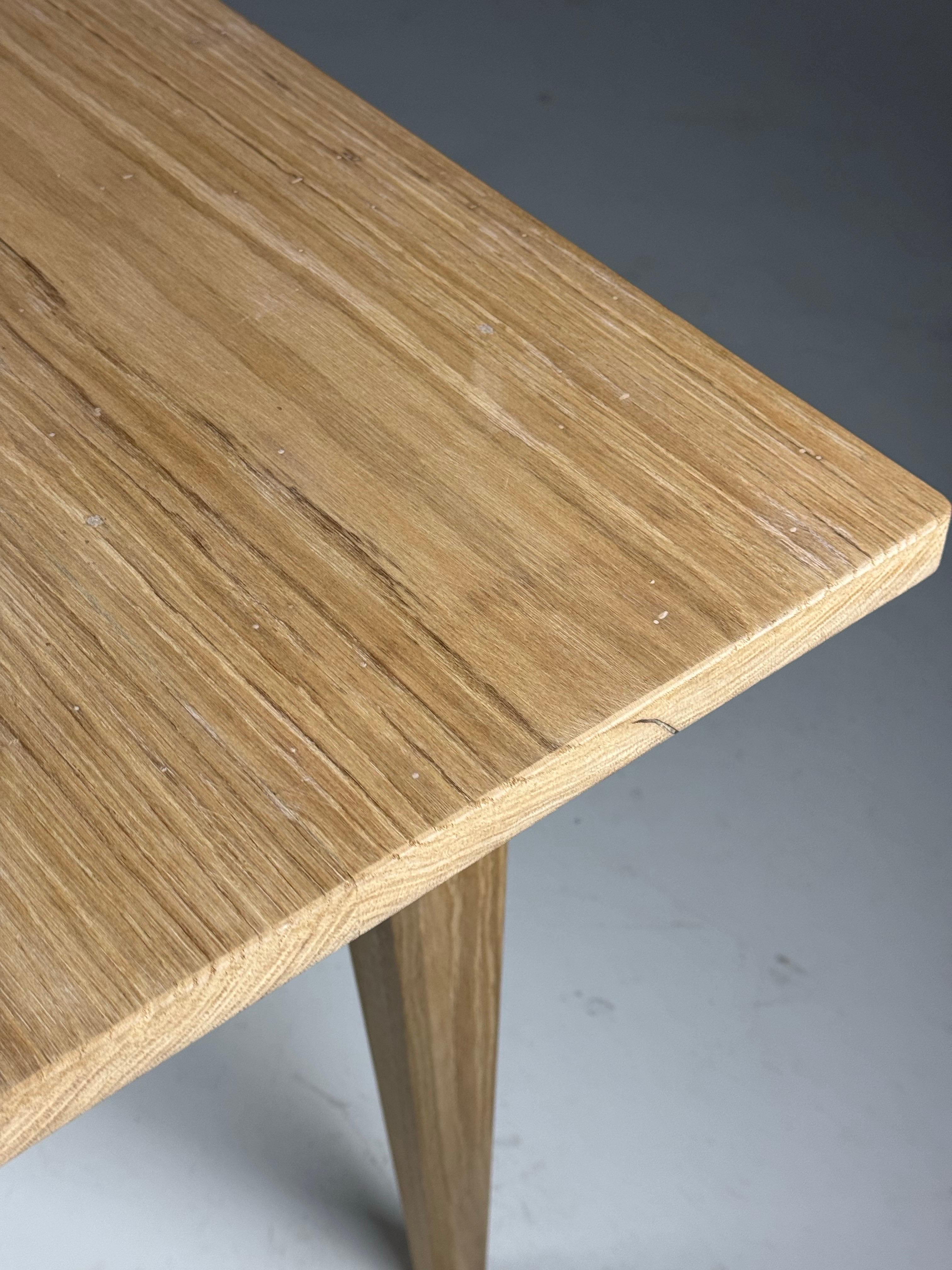 Chêne Table à manger de ferme en chêne français 270 cm en vente