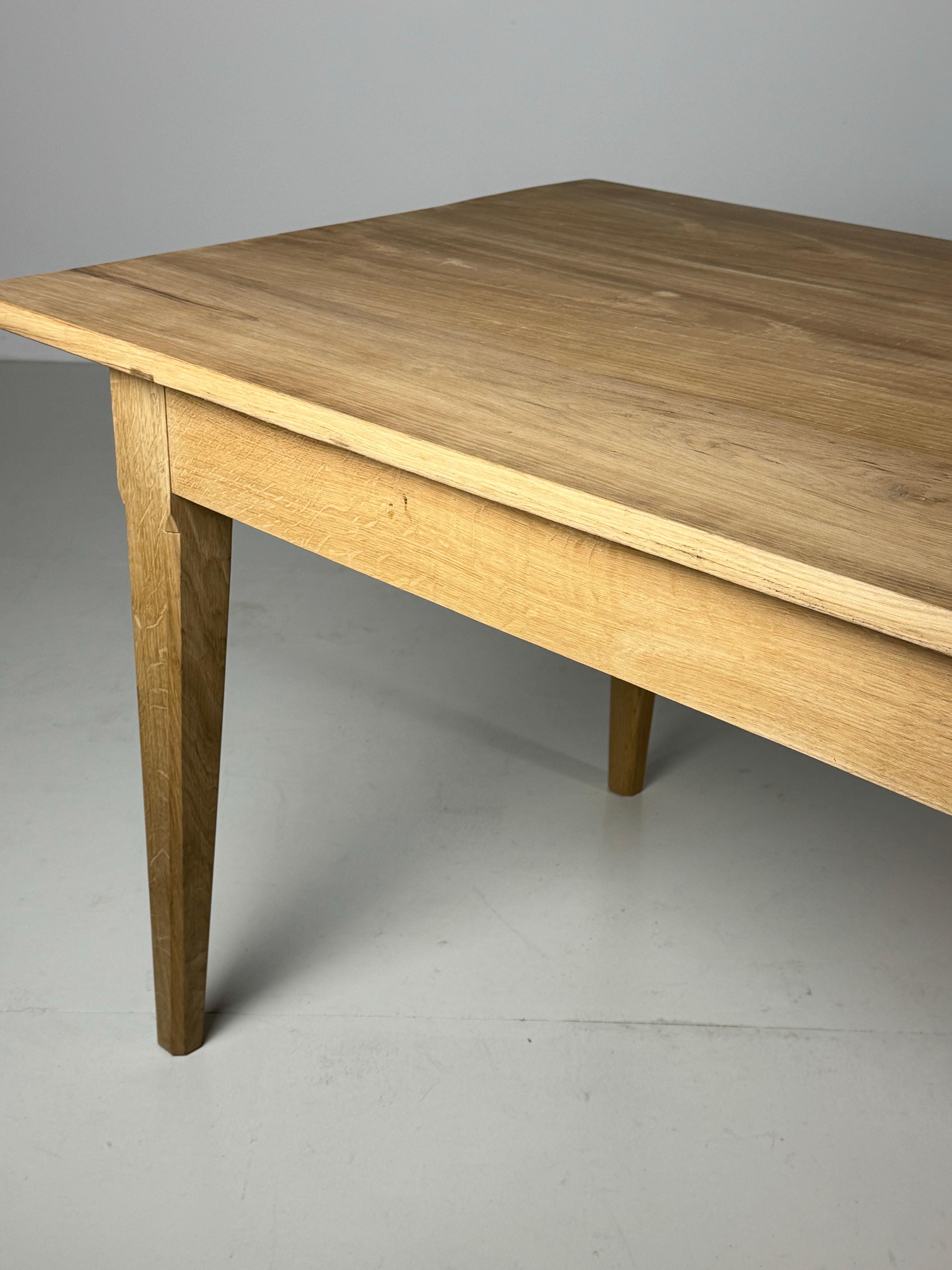 Table à manger de ferme en chêne français 270 cm en vente 2