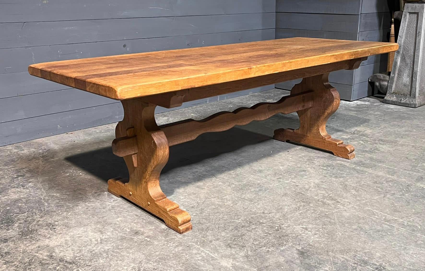 French Oak Farmhouse Dining Table In Good Condition For Sale In Seaford, GB