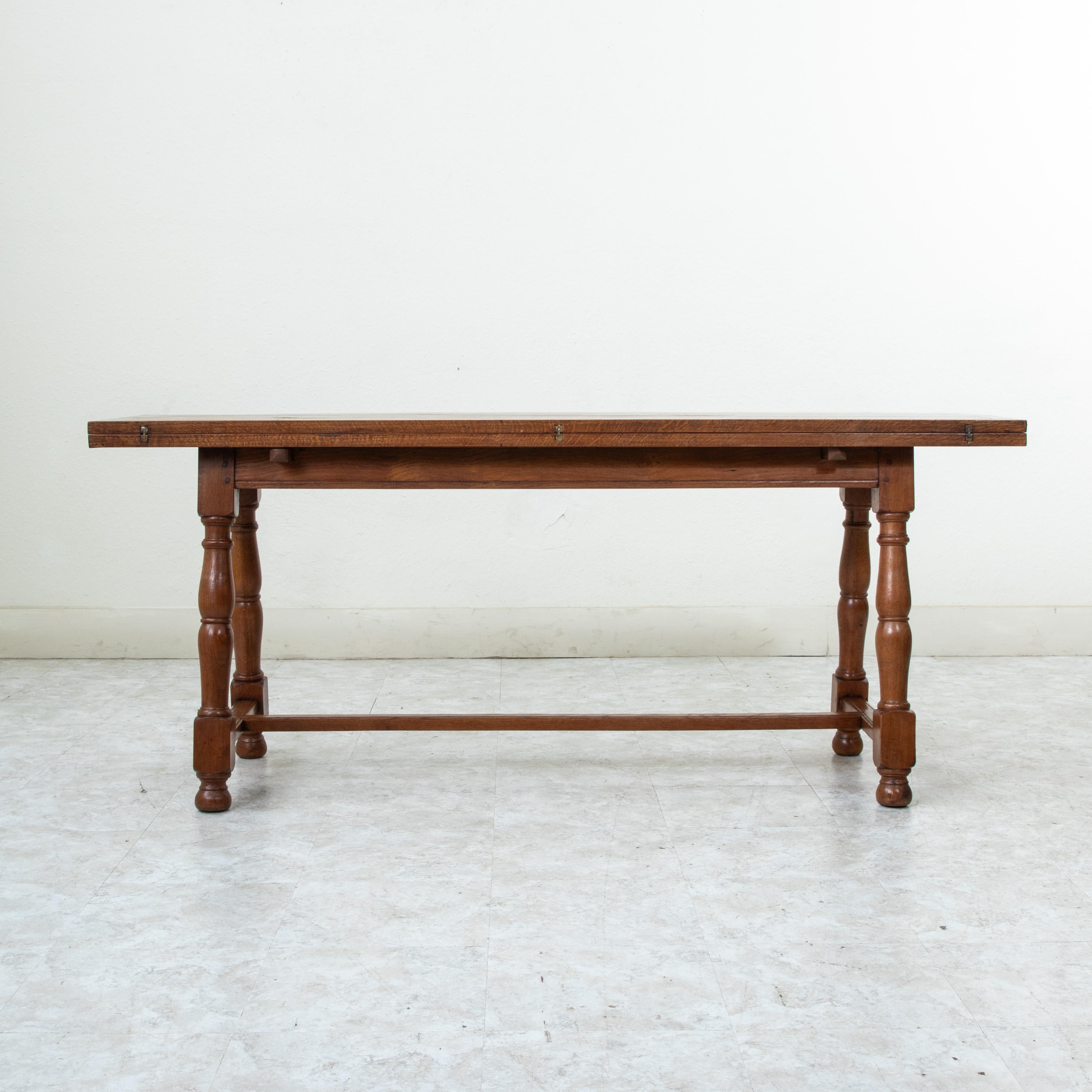 French Oak Folding Hunt Table, Console, Sofa Table, Dining Table, c. 1900 For Sale 1