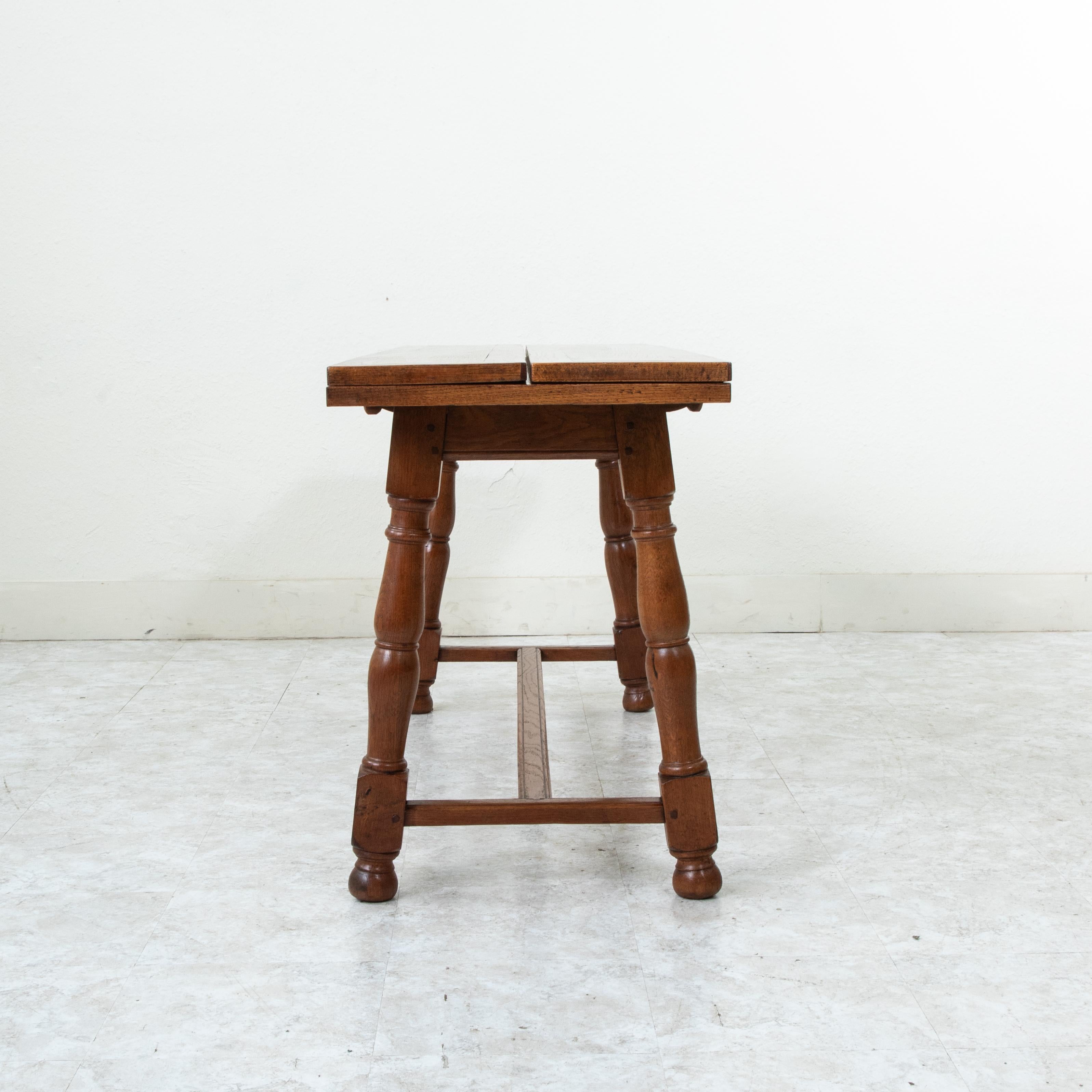 French Oak Folding Hunt Table, Console, Sofa Table, Dining Table, c. 1900 For Sale 2