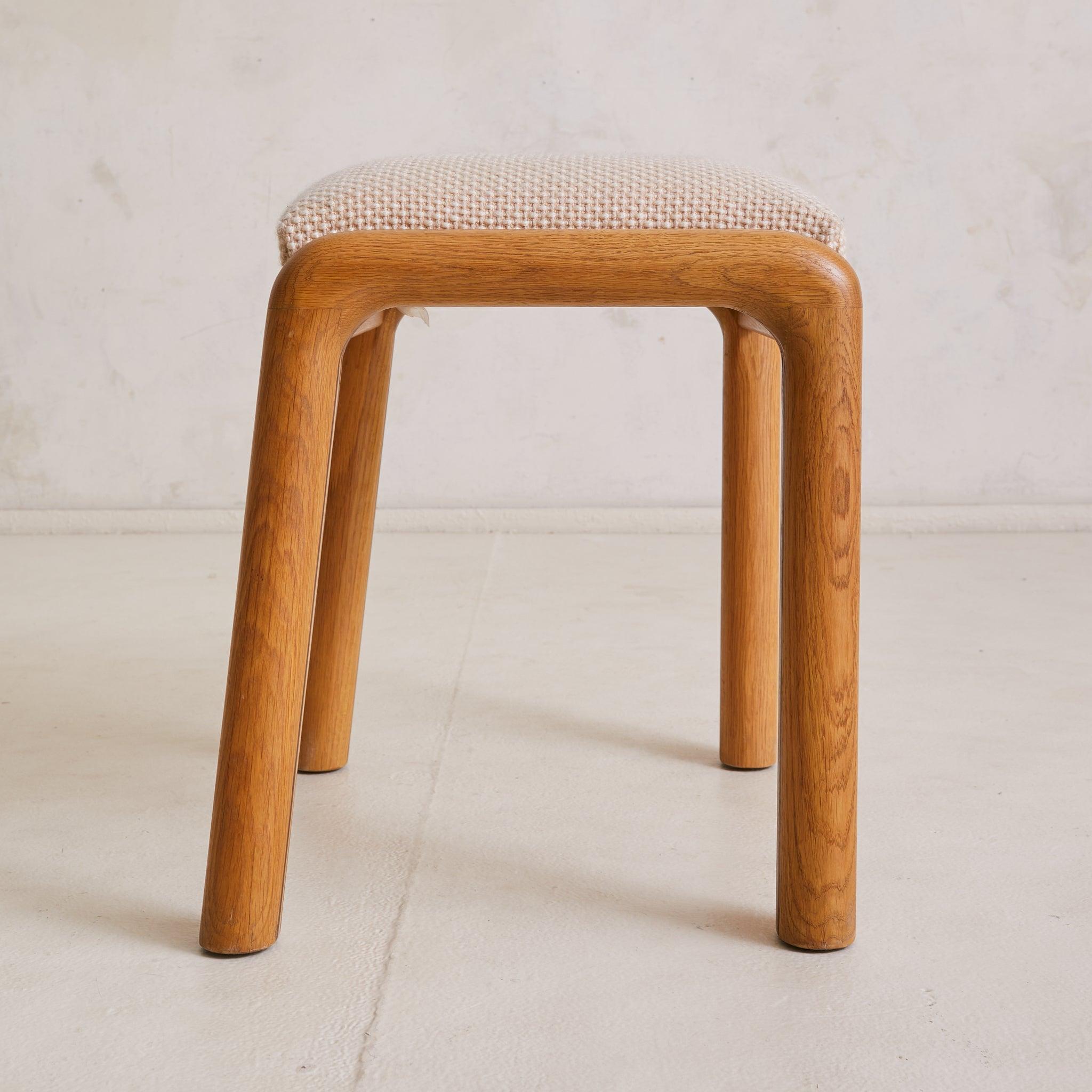 French Oak + Inlaid Wood Vanity Stool, 1960s en Bueno estado para la venta en Chicago, IL