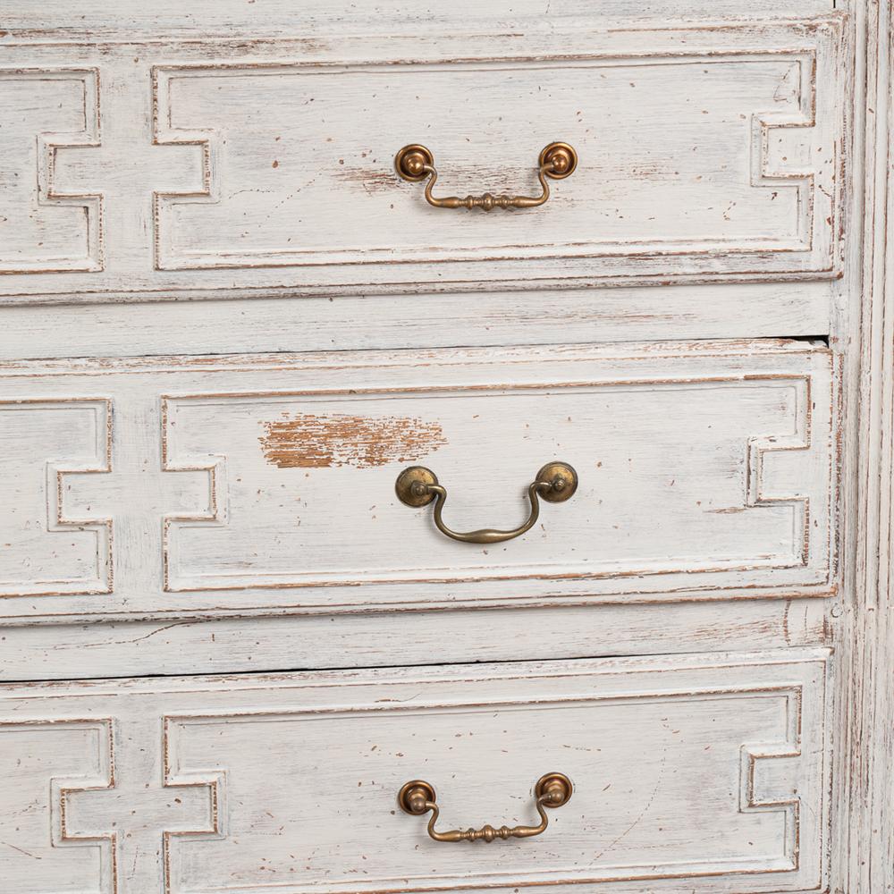 French Oak Large Chest of Three Drawers Painted Gray, circa 1820-1840 For Sale 5