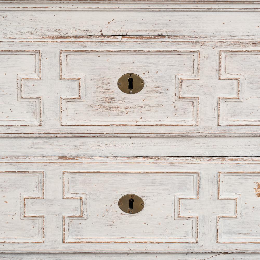 French Oak Large Chest of Three Drawers Painted Gray, circa 1820-1840 For Sale 3