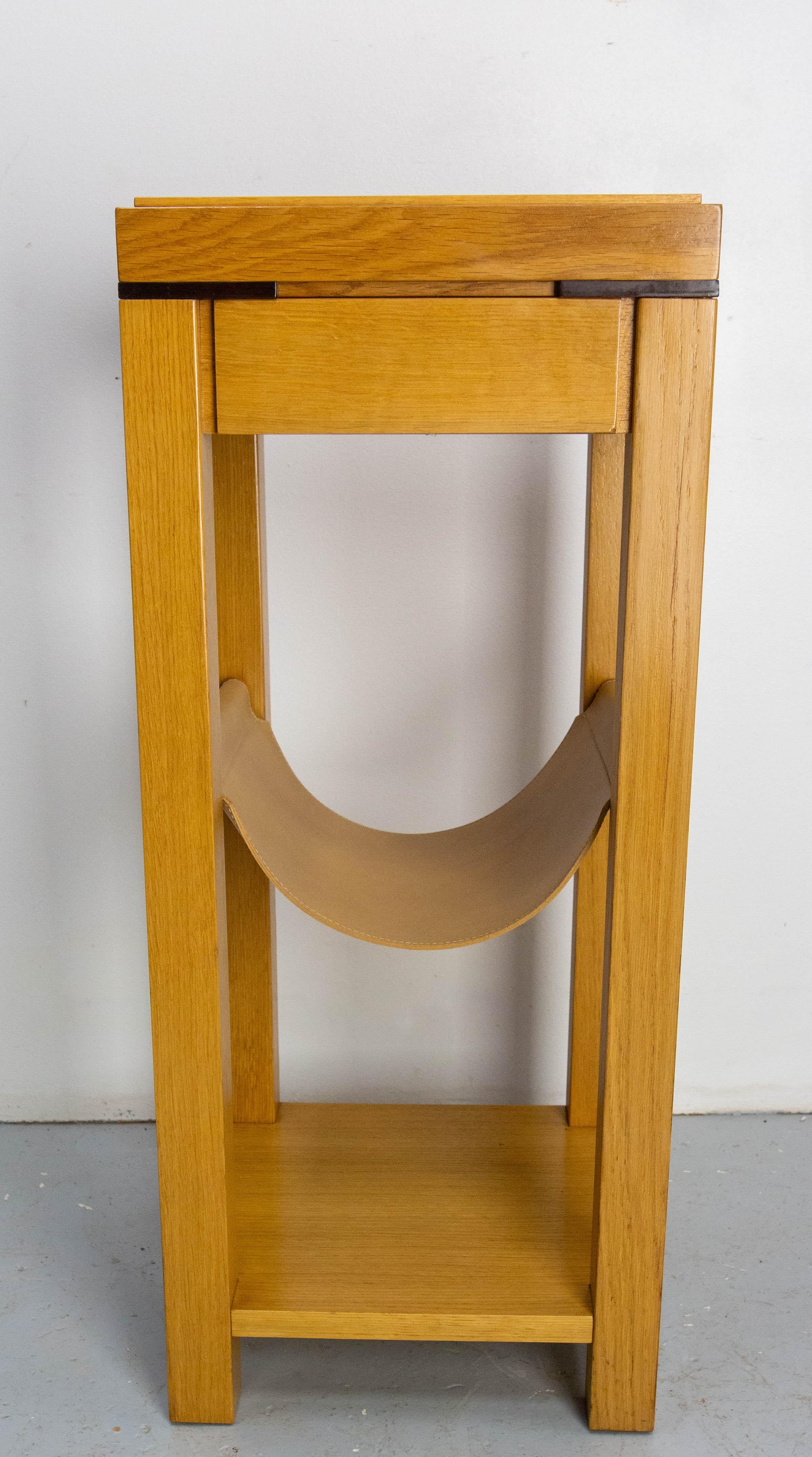 Pelle Sellette o portapiante in pelle e quercia francese, circa 2000 in vendita