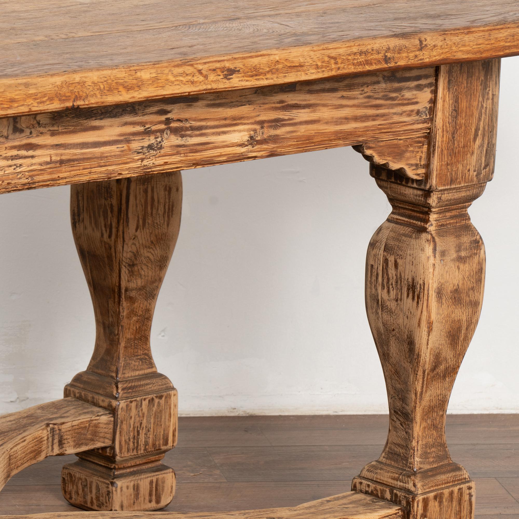Tavolo da pranzo da biblioteca in Oak francese, 1820-40 circa In condizioni buone in vendita a Round Top, TX