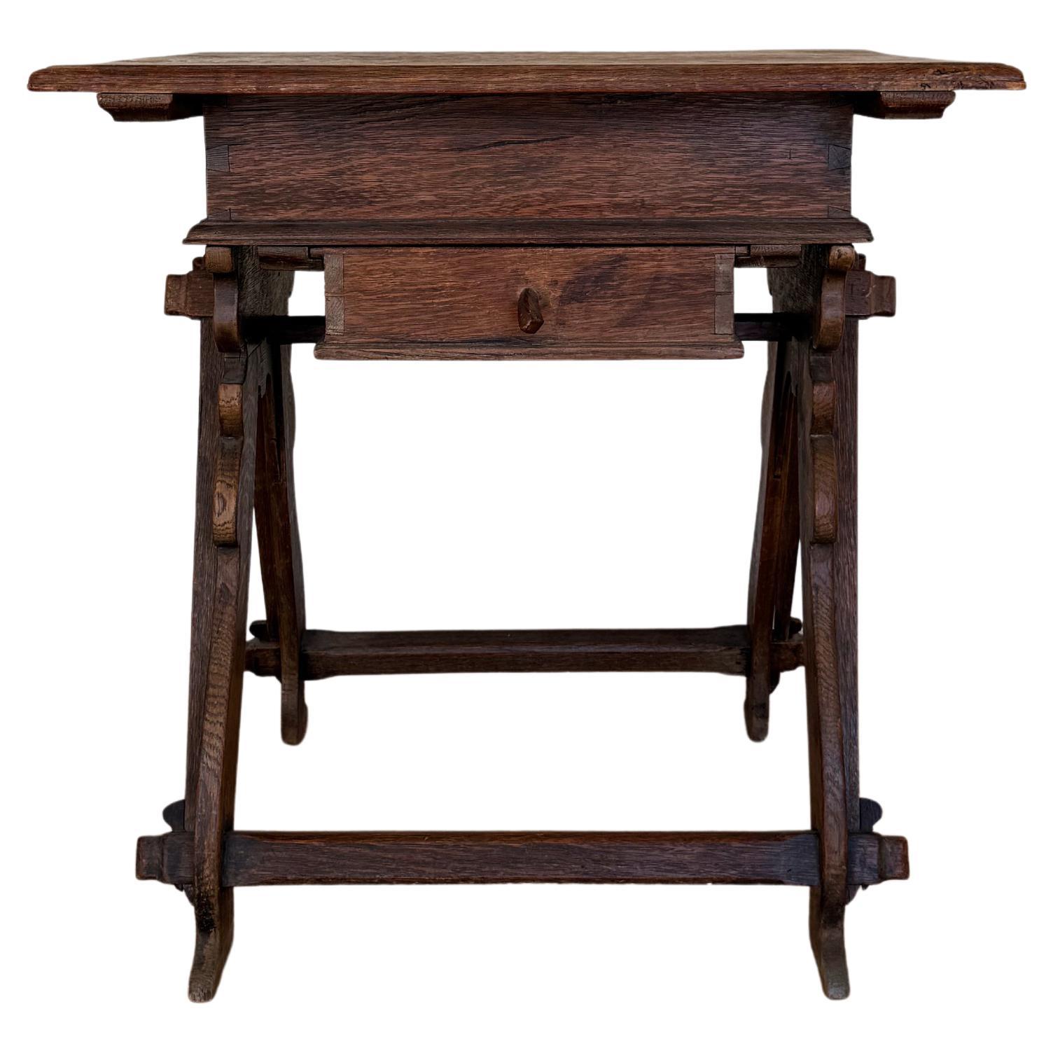 Mesa de comercio de roble francés con dos cajones, Circa 1800 en venta