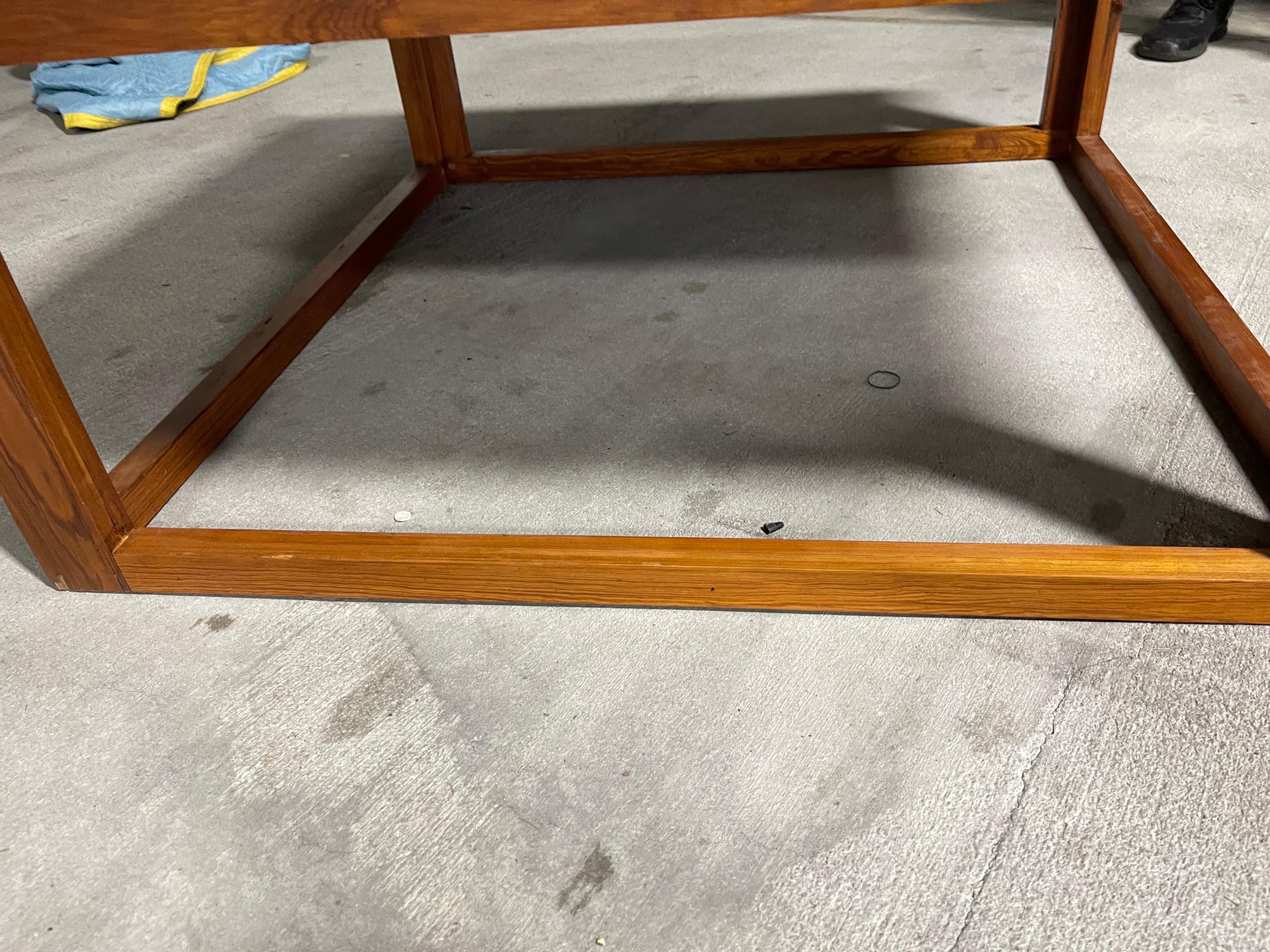 20ième siècle Table basse en parquet de chêne français, fin du 20e siècle en vente