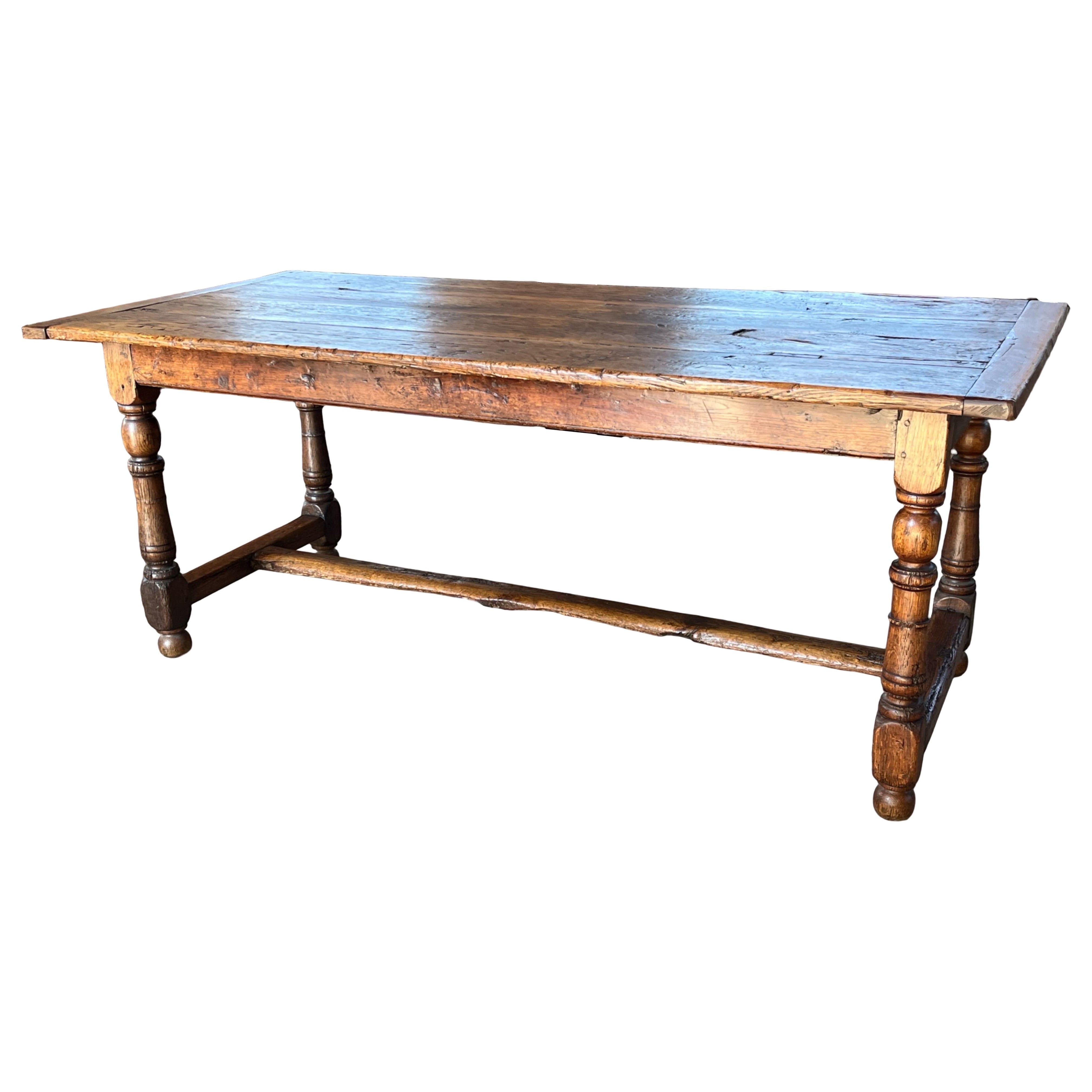 Tavolo da pranzo rustico in Oak francese, XIX secolo