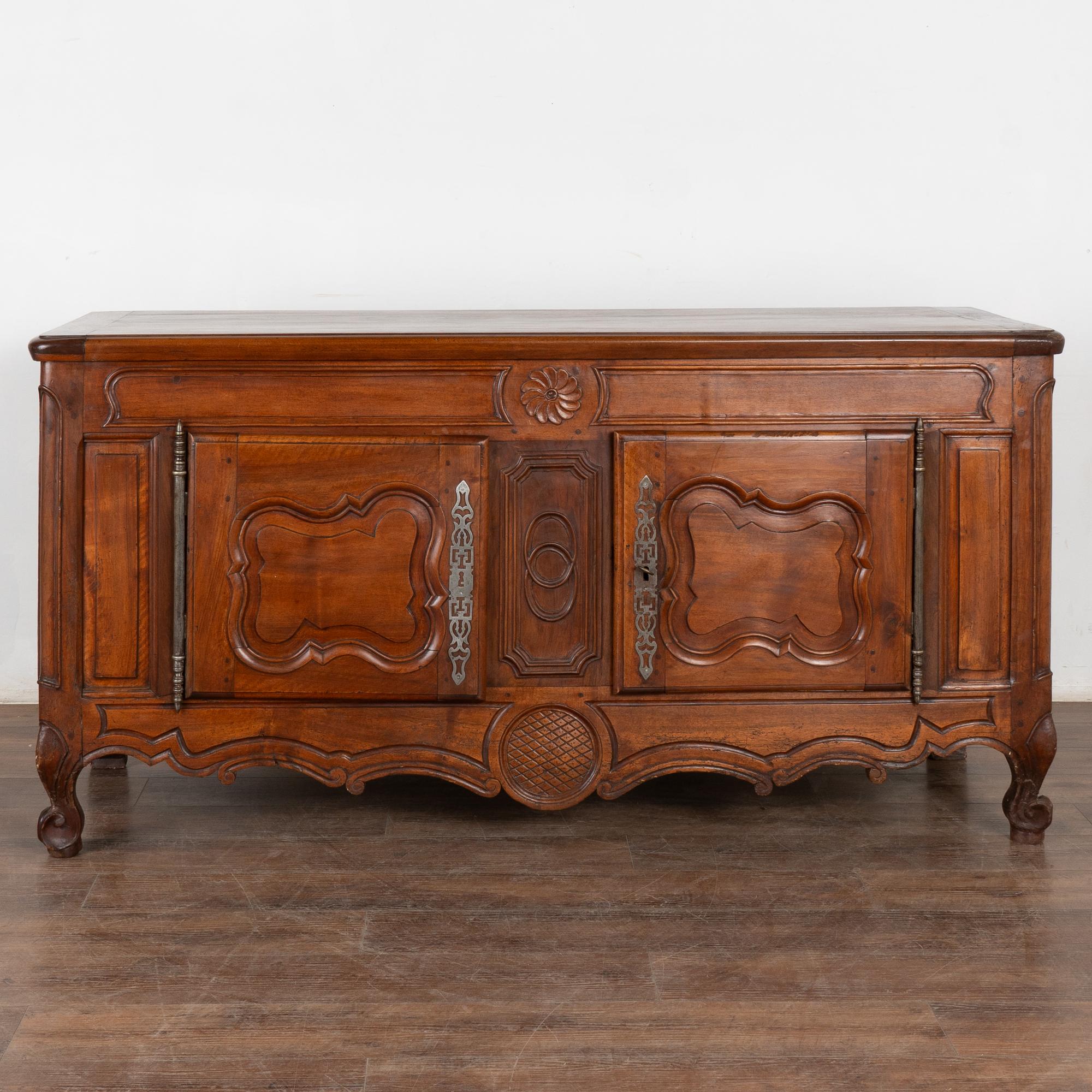French Oak Sideboard Buffet, circa 1780-1800 In Good Condition For Sale In Round Top, TX