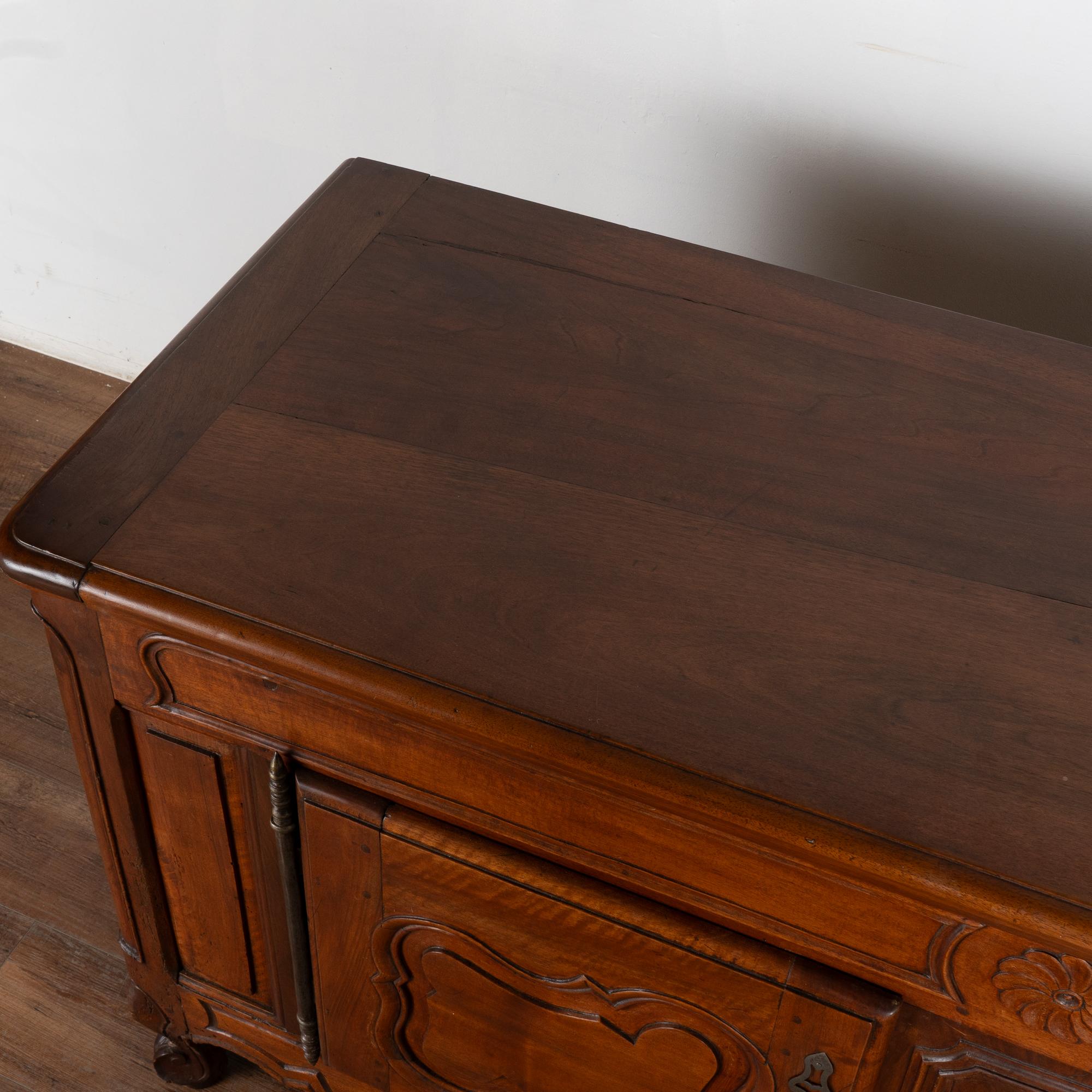 French Oak Sideboard Buffet, circa 1780-1800 For Sale 1