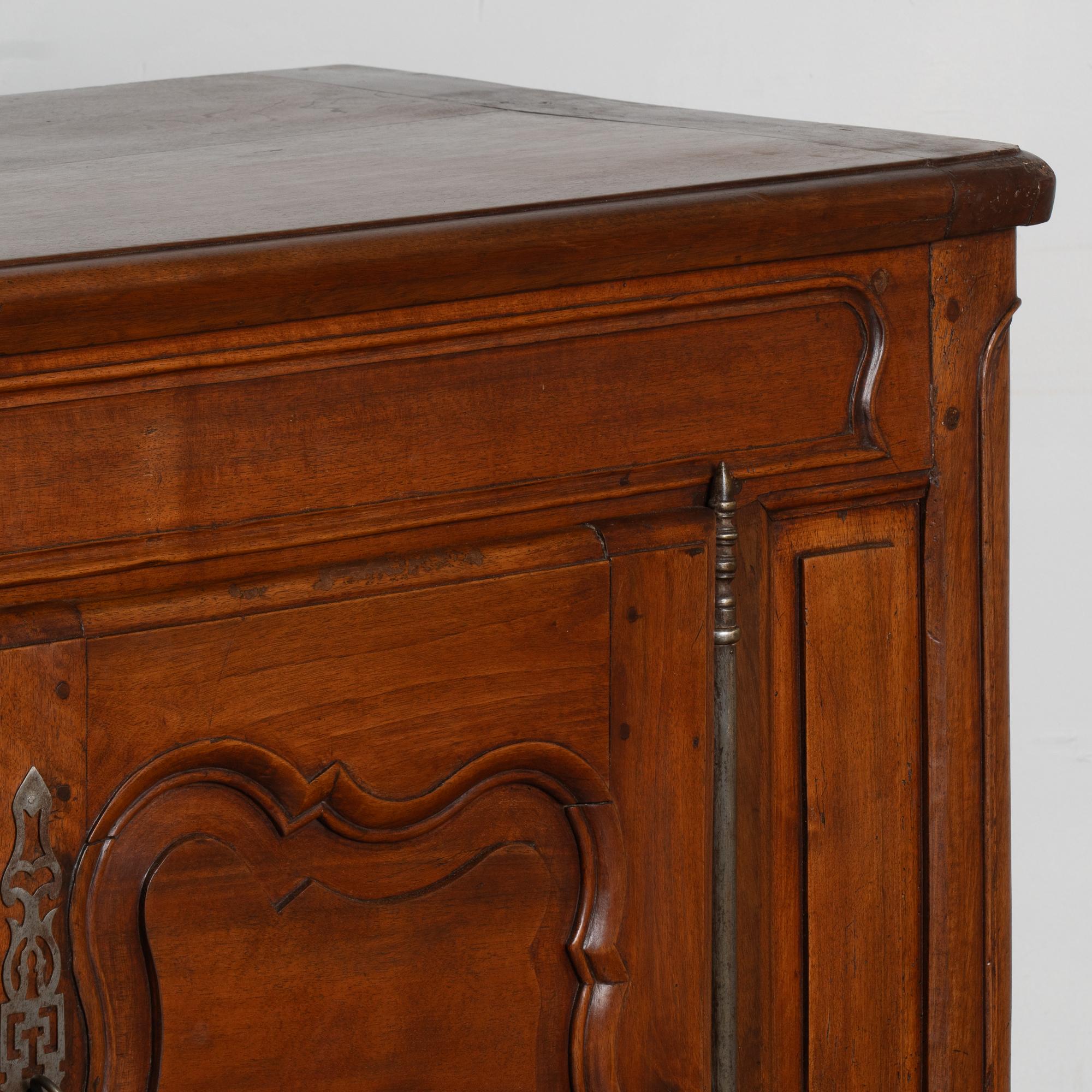 French Oak Sideboard Buffet, circa 1780-1800 For Sale 4