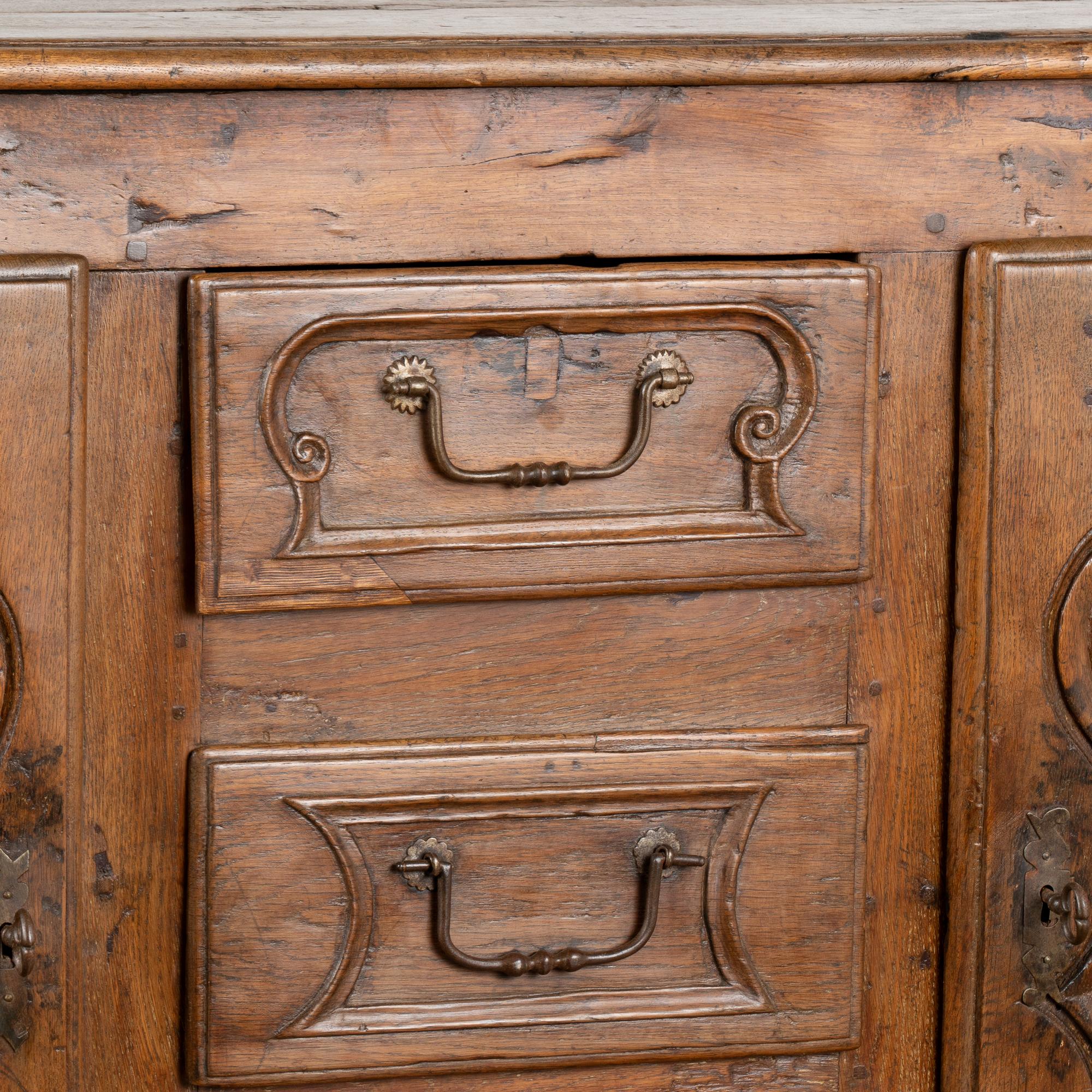 French Oak Sideboard Buffet, circa 1800-20 3