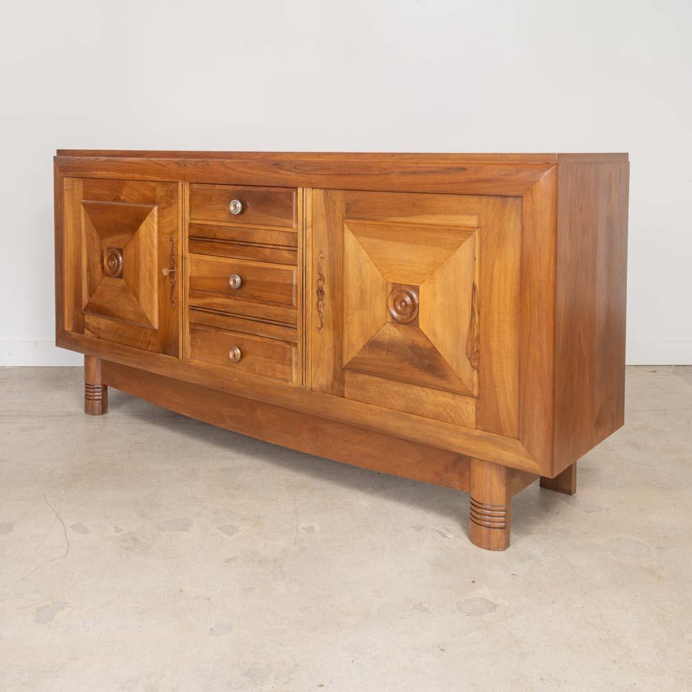 French Oak Sideboard in the style of Charles Dudouyt en vente 1