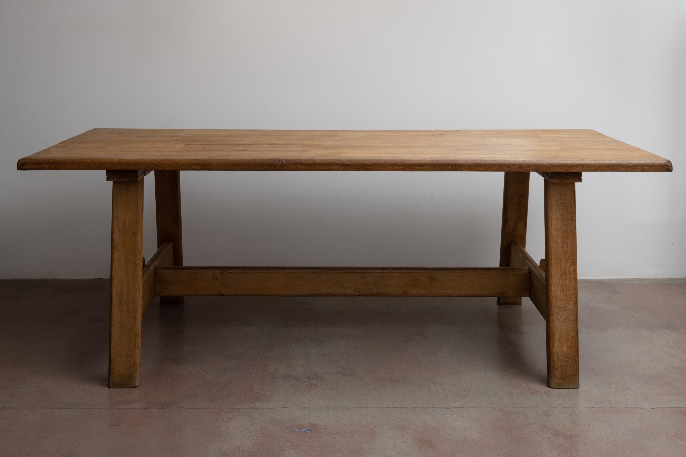 French Oak Trestle Table In Good Condition For Sale In Los Angeles, CA