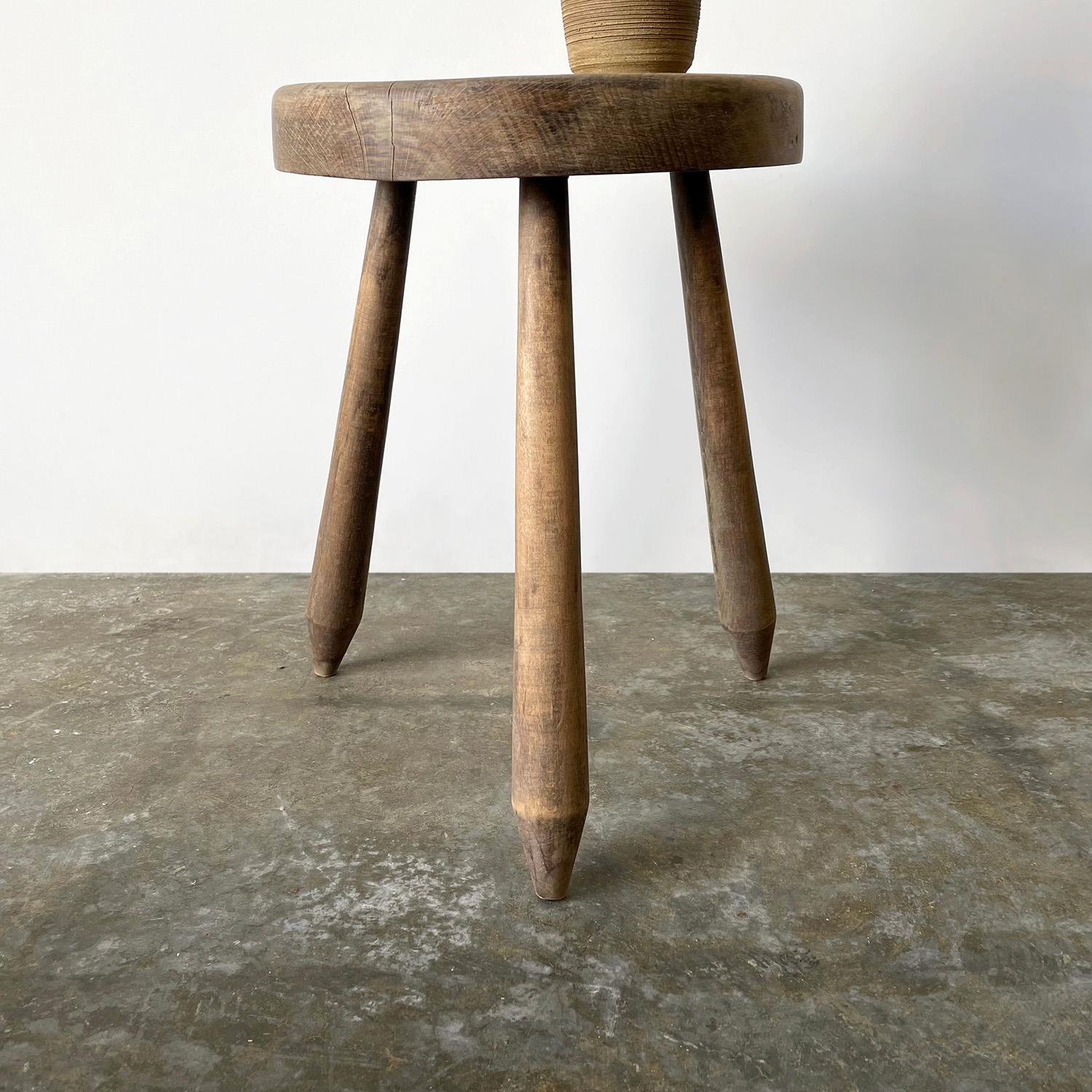 20th Century French Oak Tripod Side Table in the style of Perriand For Sale
