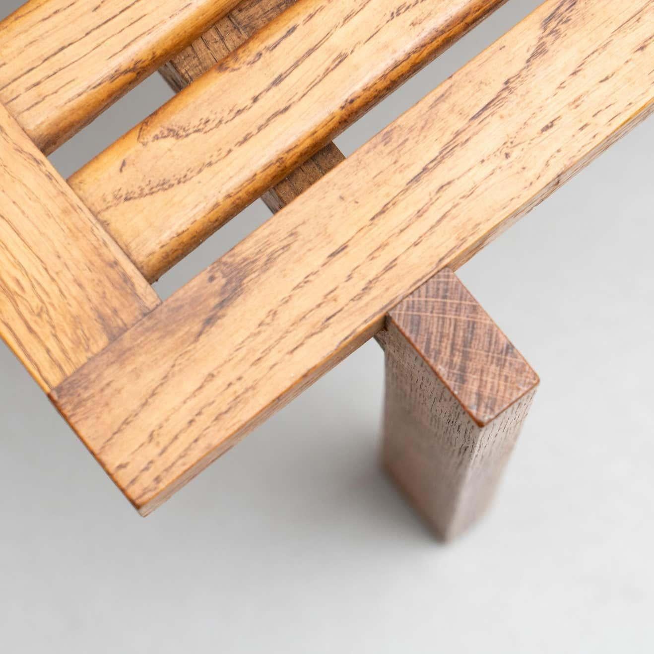 Table basse en bois de chêne français, circa 1960 en vente 3