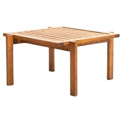 Mesa baja francesa de madera de roble, hacia 1960