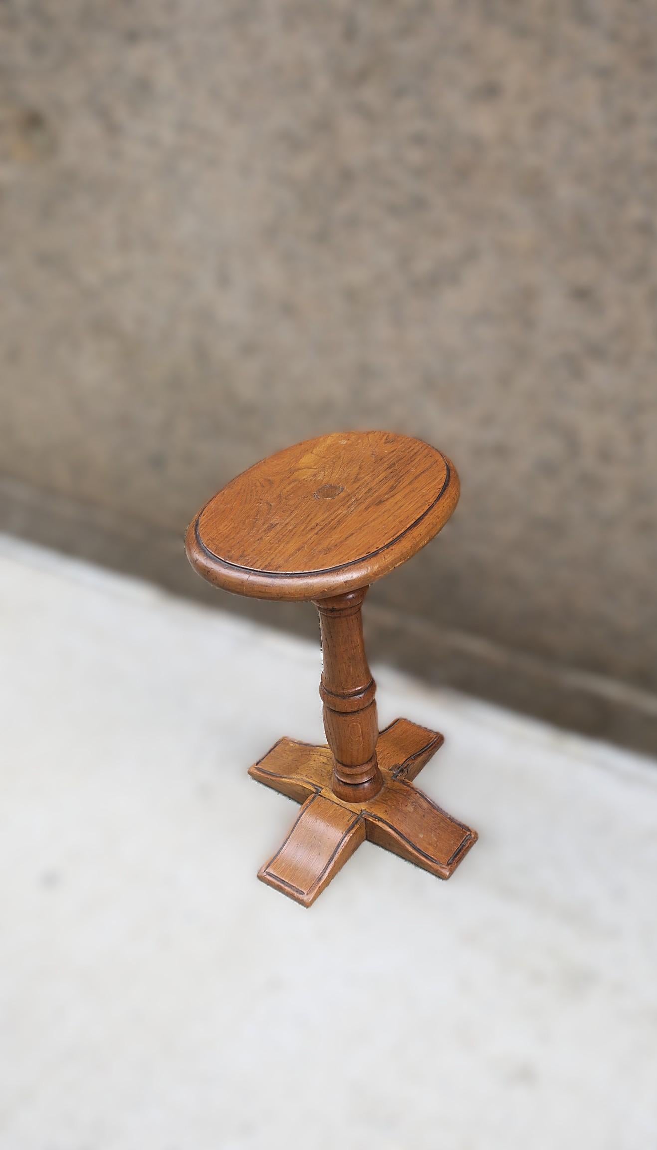 20th Century French Oak Wood Drinks Table For Sale