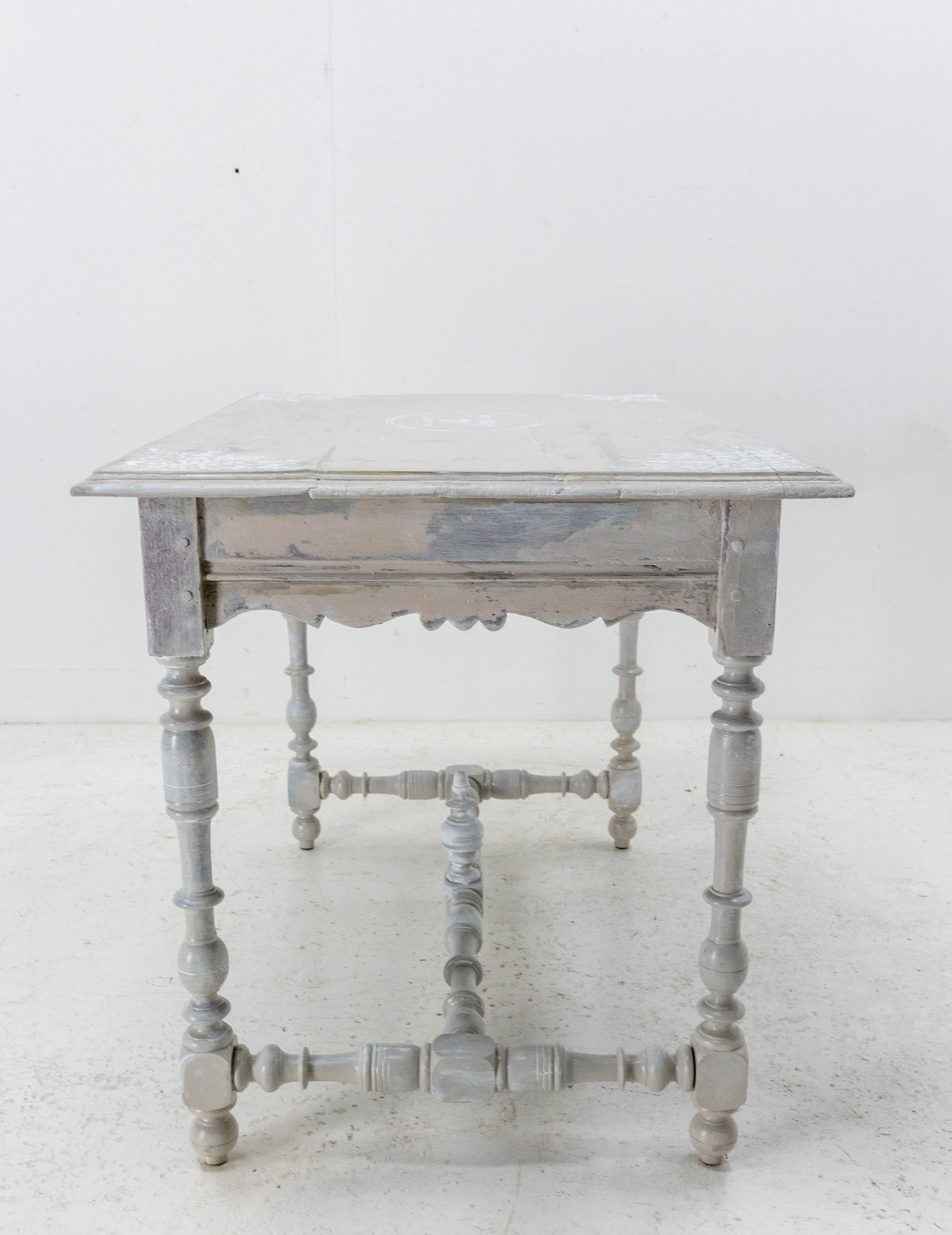 XIXe siècle Table à écrire en chêne français de style Louis XIII et finition Shabby, 19ème siècle en vente
