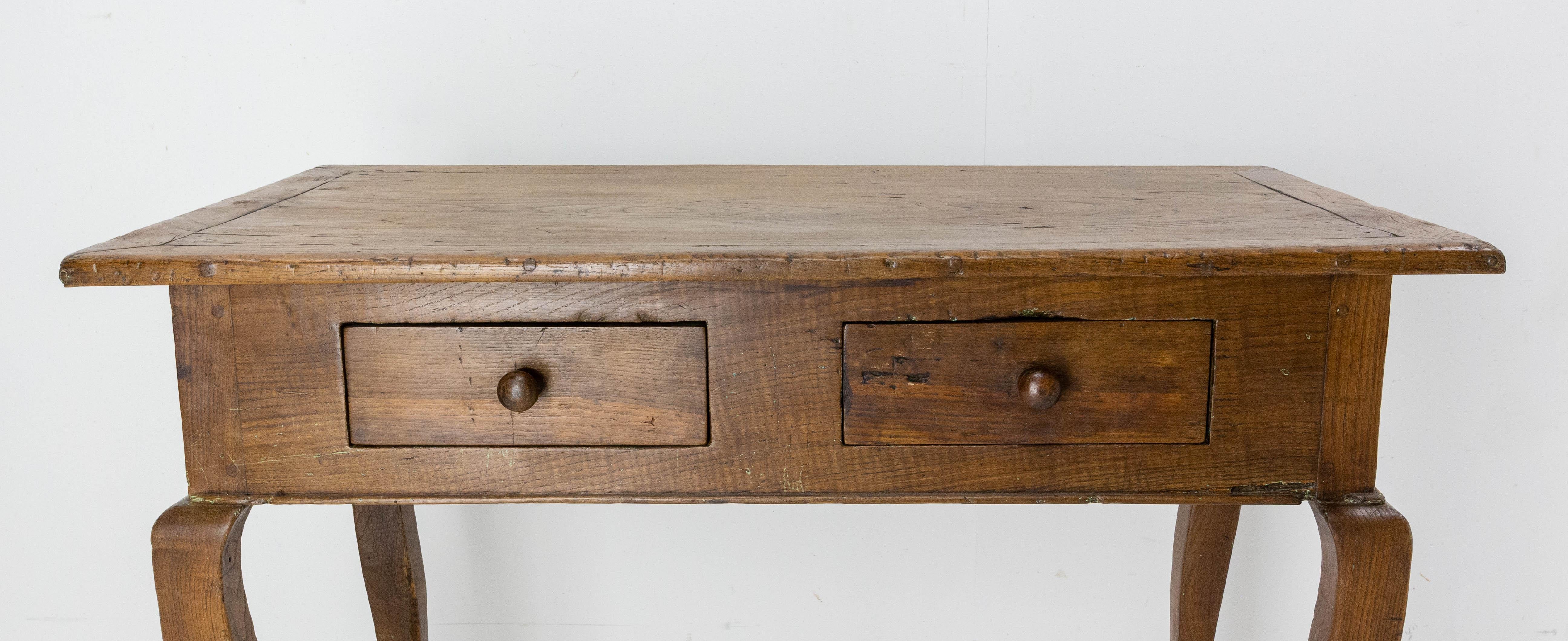 French Oak Writing Table Louis XV Style Brutalist Aspect, Early 19th Century 4