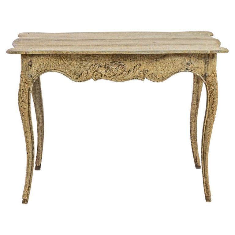 French Occasional Cabriole Leg Table For Sale at 1stDibs