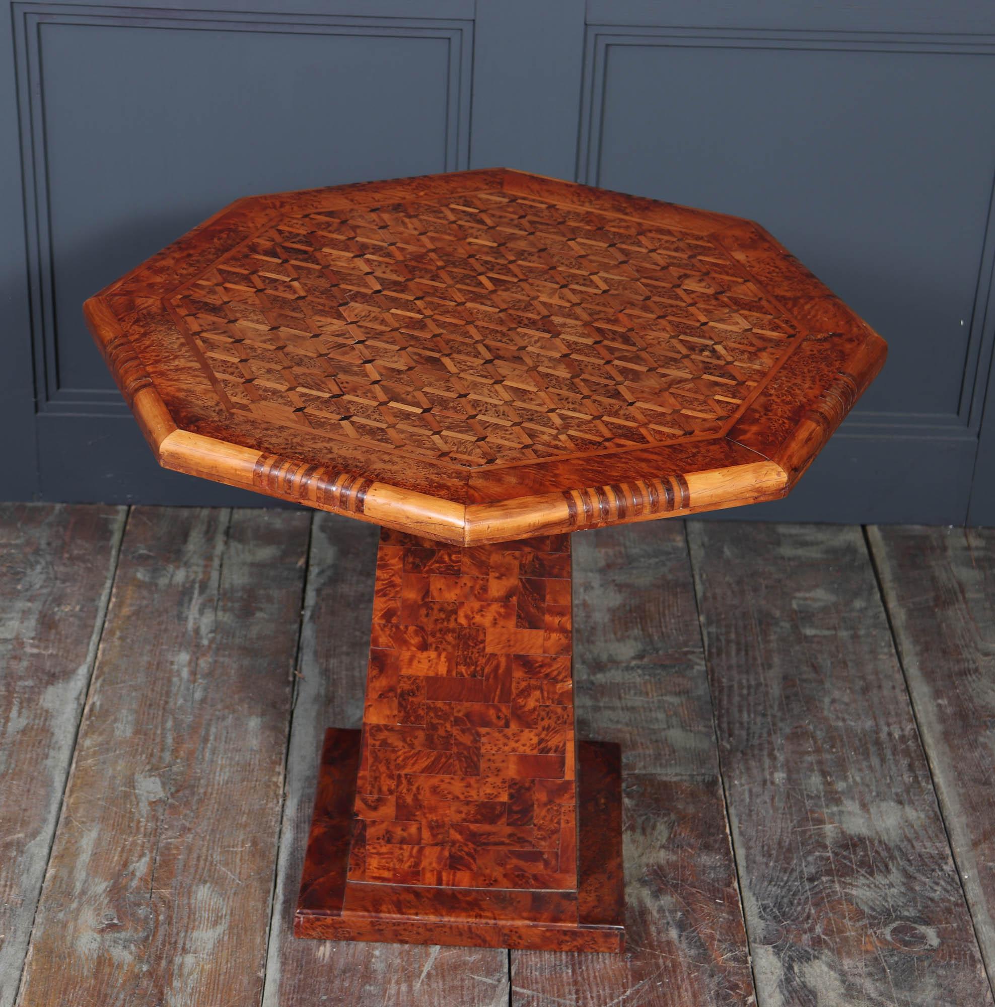 Französischer Beistelltisch The Pedestal aus Wurzelrinde im Angebot 5