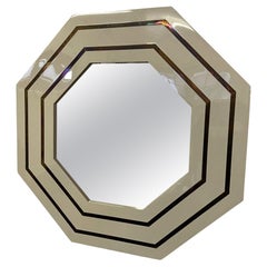 Miroir Octogonal Français des années 1970 en laque Off-White par Jean Claude Mahey1050