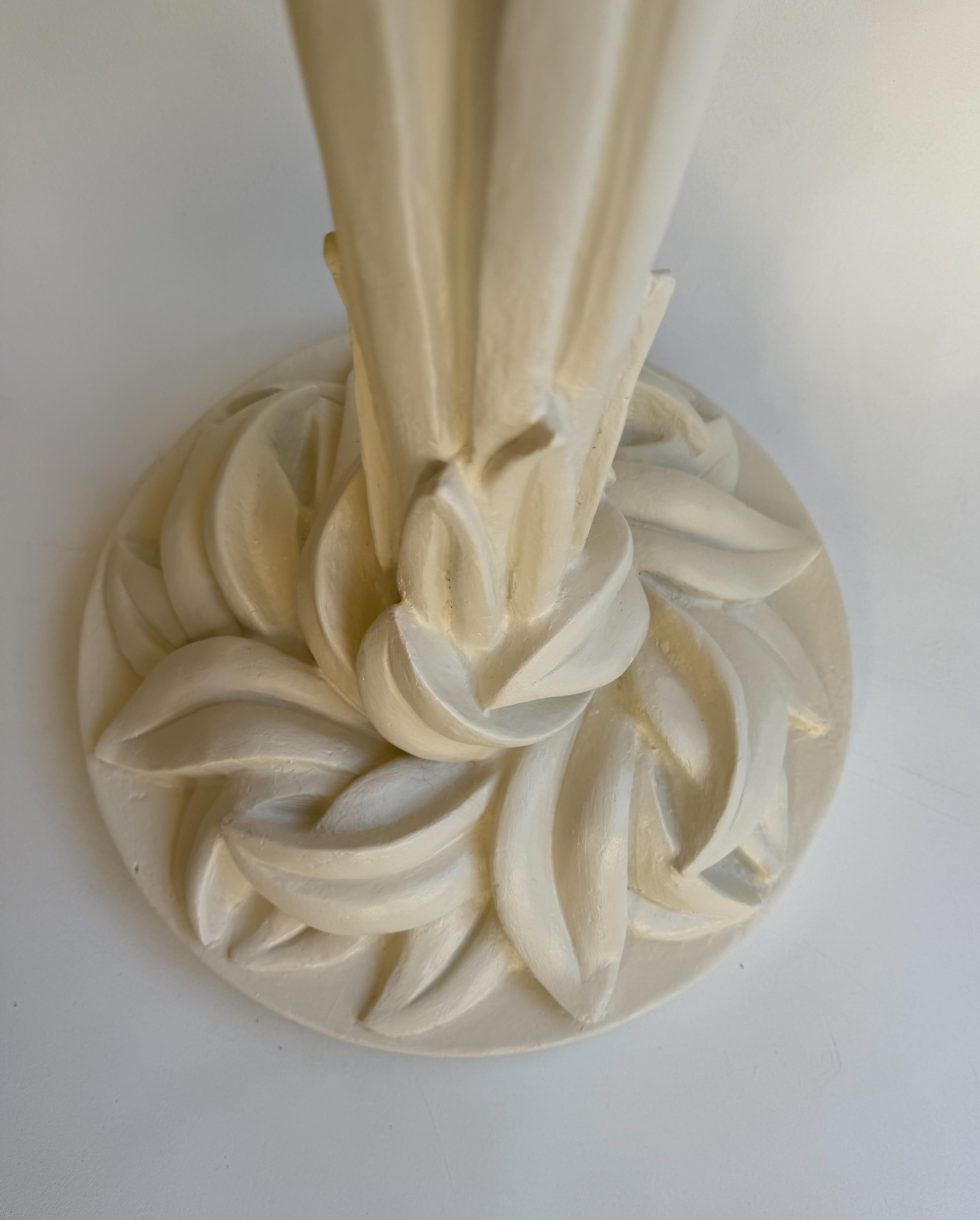 Fatto a mano French Off White Plaster Palm Tree Torchier Floor Lamp by Serge Roche in vendita