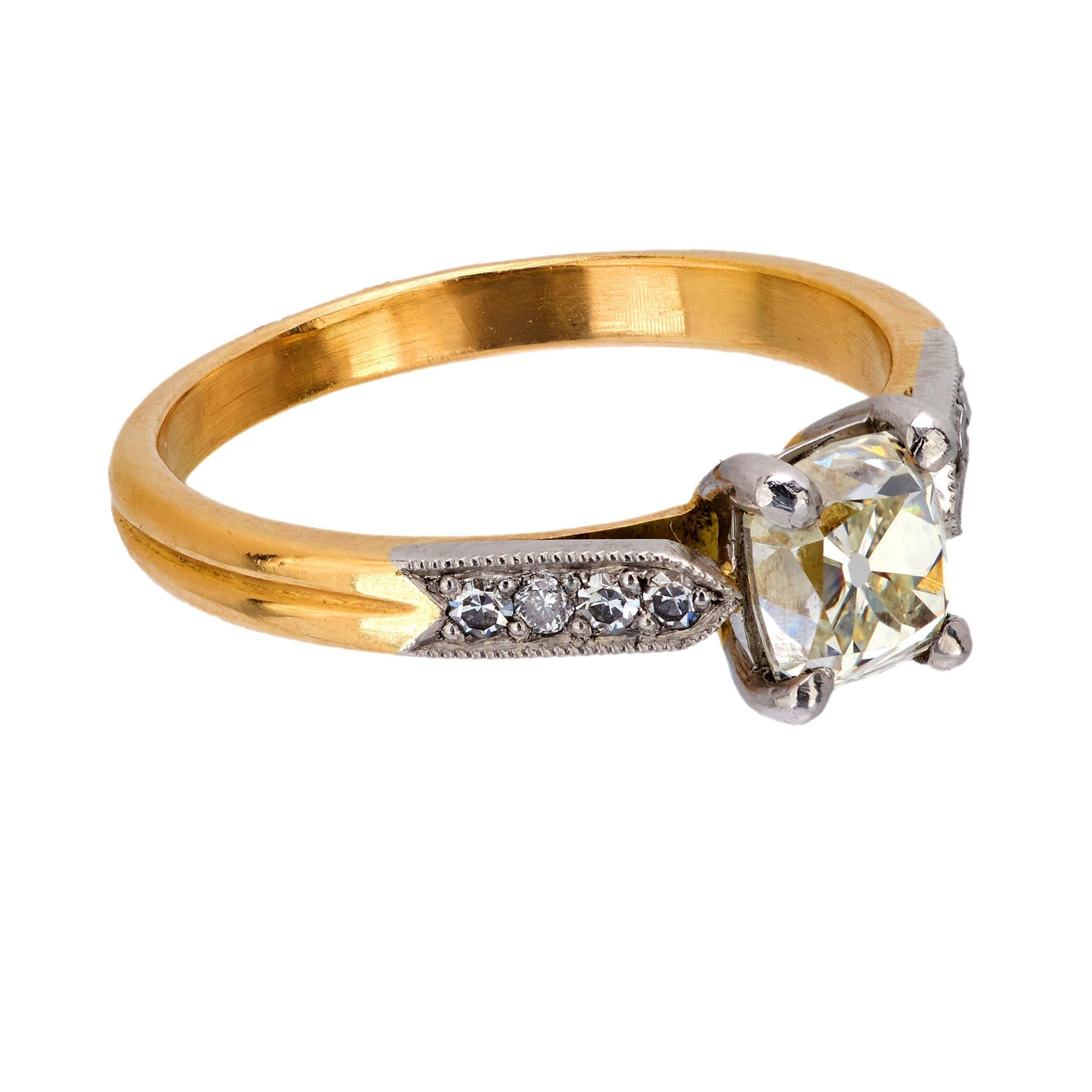 Bague de fiançailles en or jaune 18k avec un diamant français de vieille mine Excellent état - En vente à Beverly Hills, CA