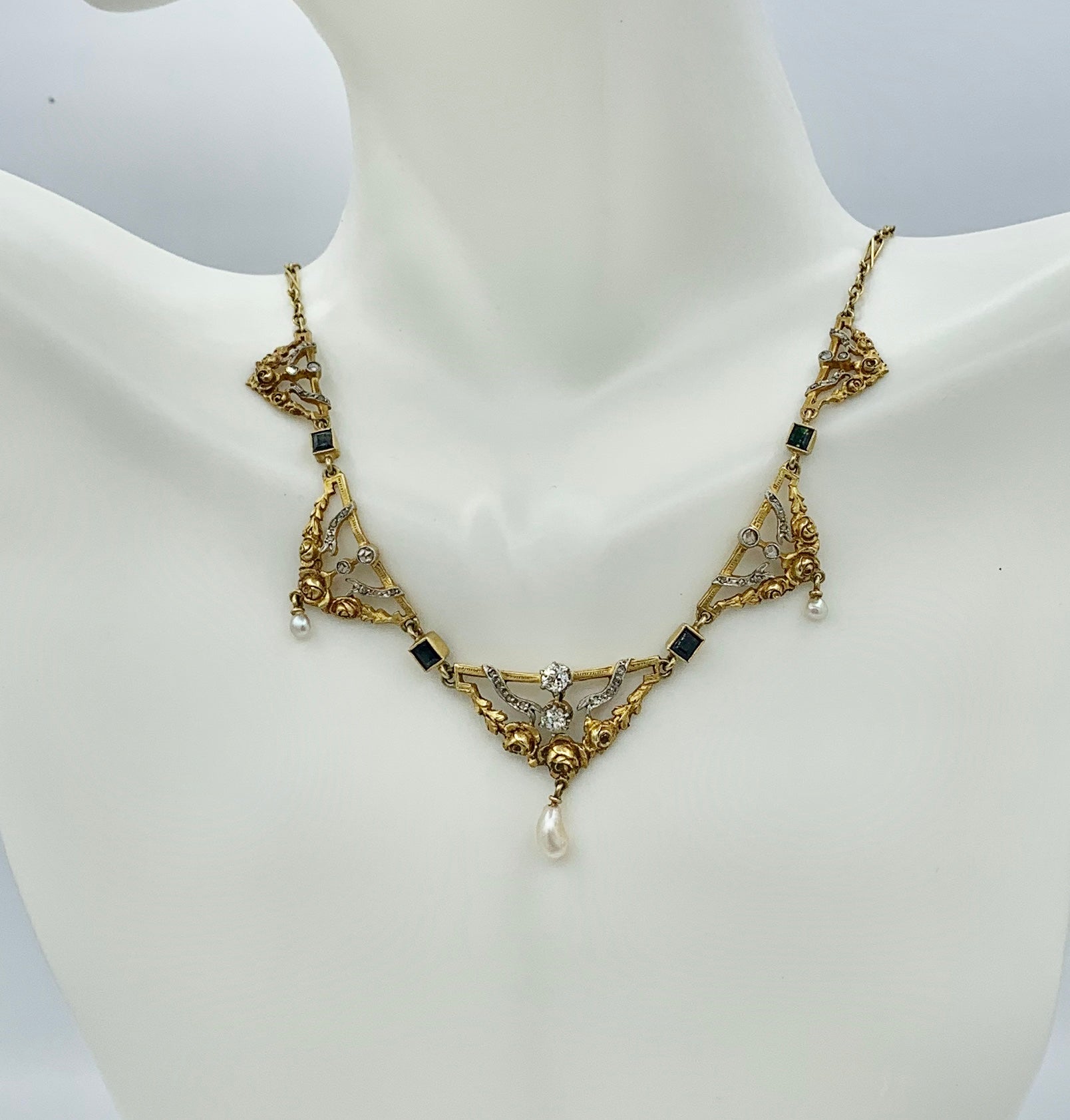 THIS IS A STUNNING ANTIQUE OLD MINE CUT AND ROSE CUT DIAMOND, SAPPHIRE AND PEARL MUSEUM QUALITY FRENCH BEAUX ARTS, NAPOLEON III, BELLE EPOQUE NECKLACE IN 18 KARAT GOLD.  THE GORGEOUS NECKLACE FROM FRANCE HAS A STUNNING ROSE FLOWER GARLAND WREATH