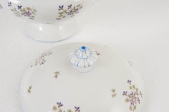 French Old Paris Porcelain “Cornflower” Pattern Tureen