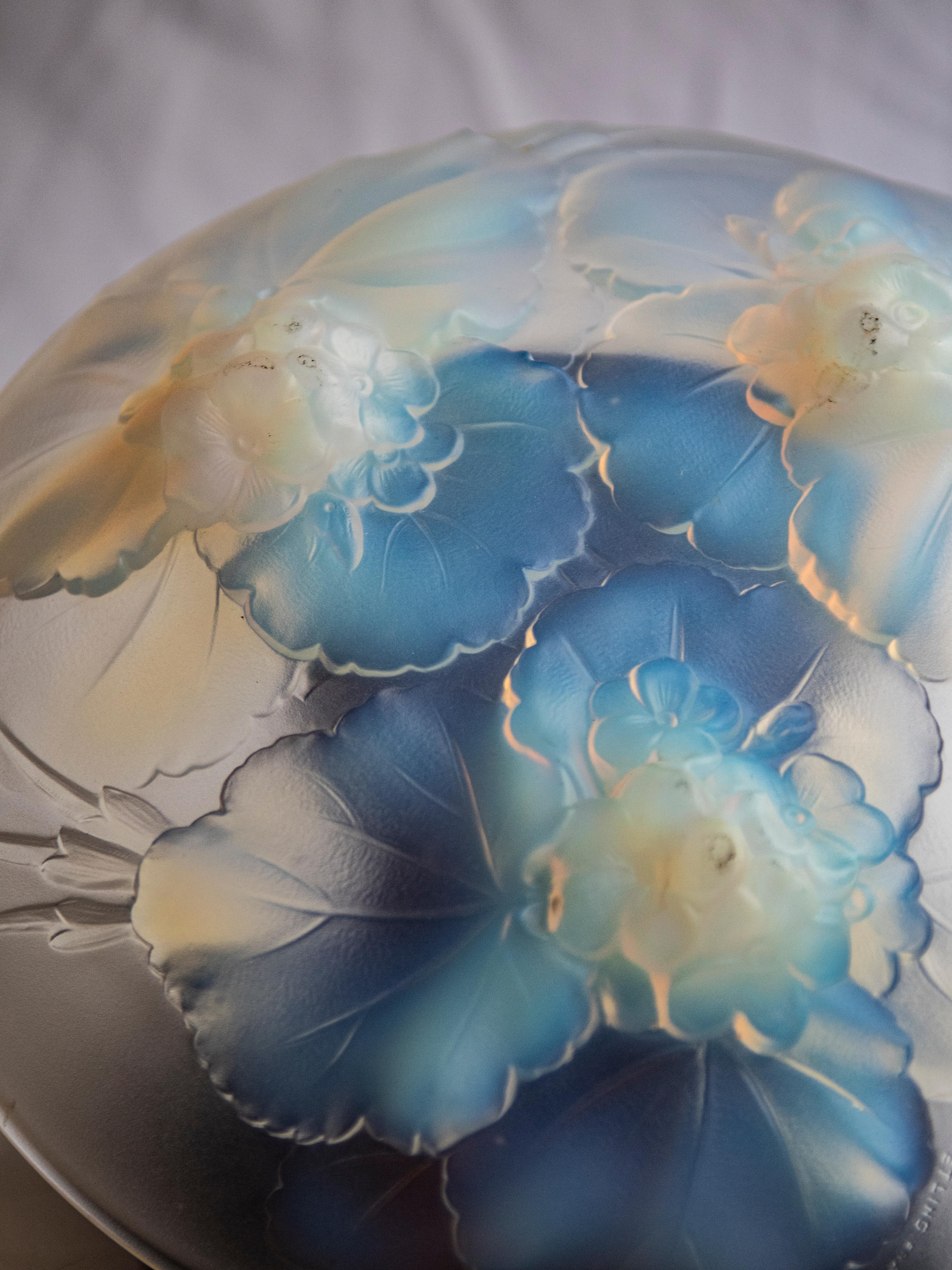 20th Century French Opalescent Glass Plate, Etling, France For Sale