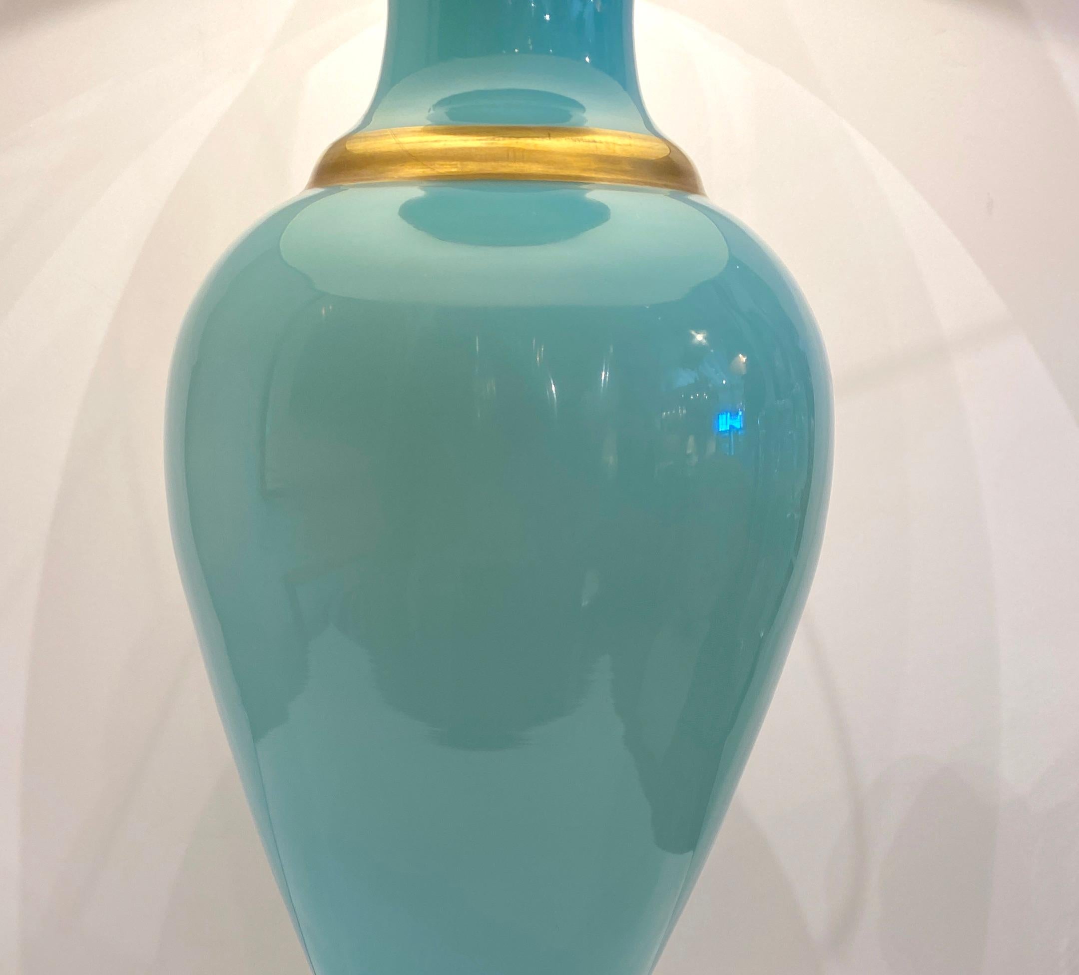 French Opaline Lamp In Good Condition For Sale In Newport Beach, CA