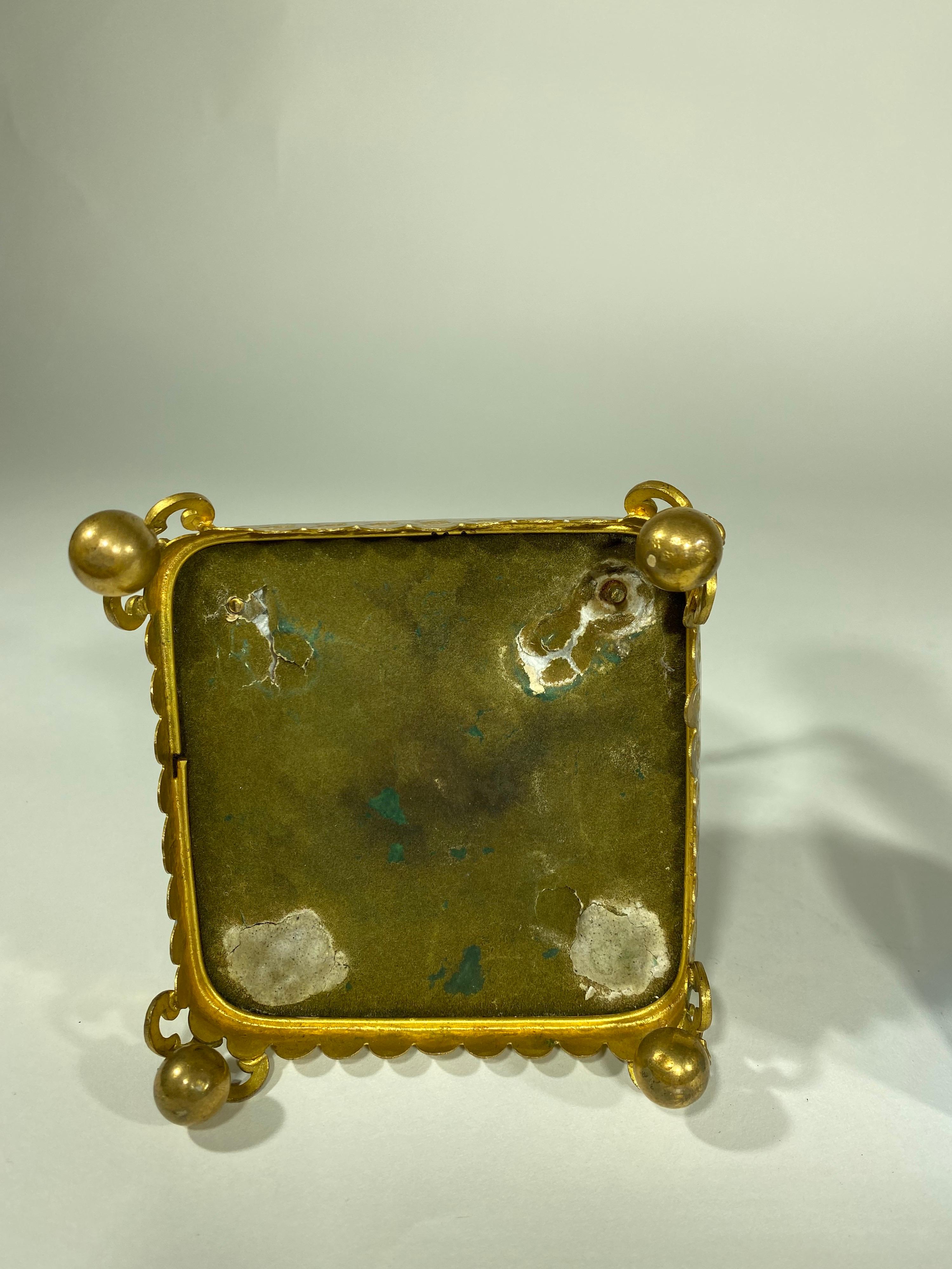 French Opaline Parfume with Gilt Mounts For Sale 2