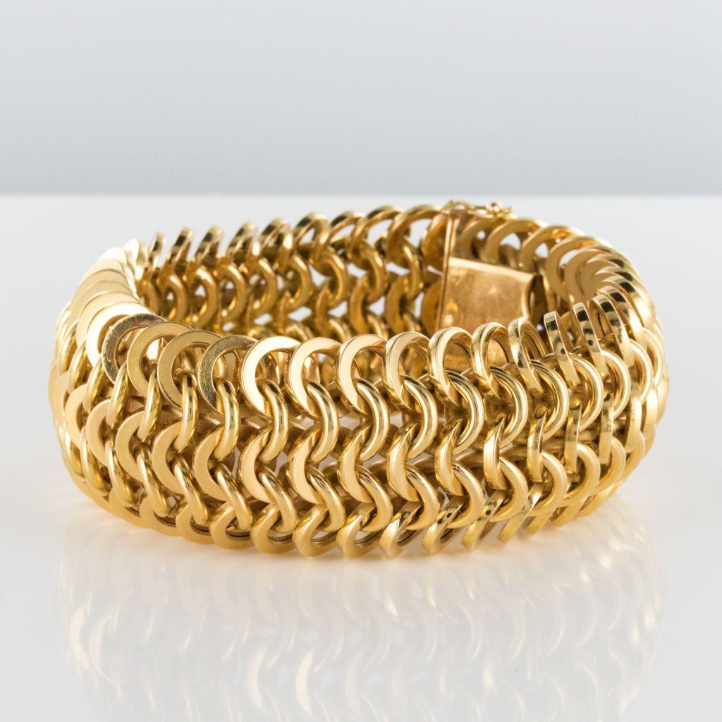 French Openwork Round Mesh Gold Bracelet In Excellent Condition In Poitiers, FR