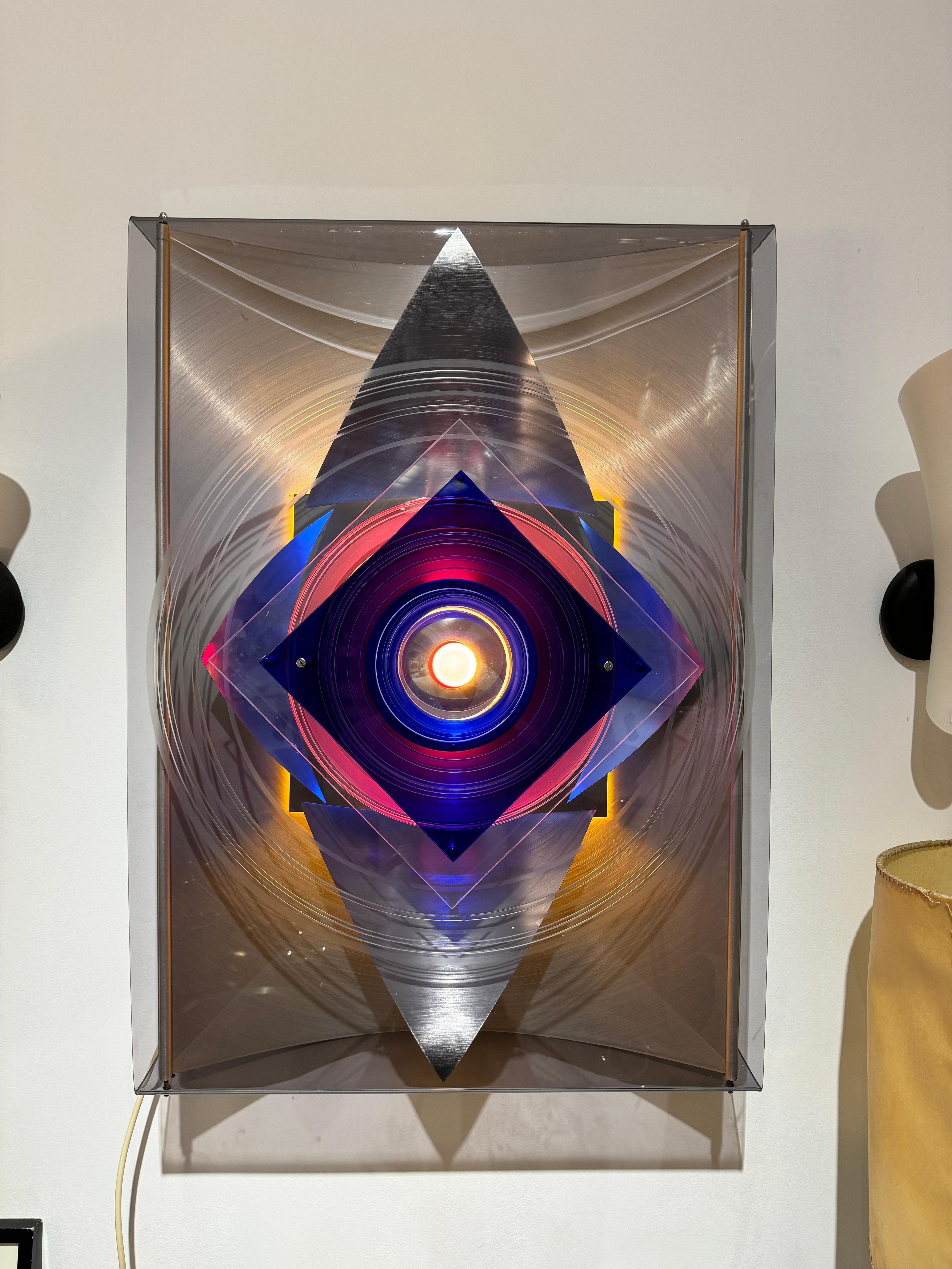 Applique optique française en plexiglas et aluminium brossé - années 1970 en vente 11