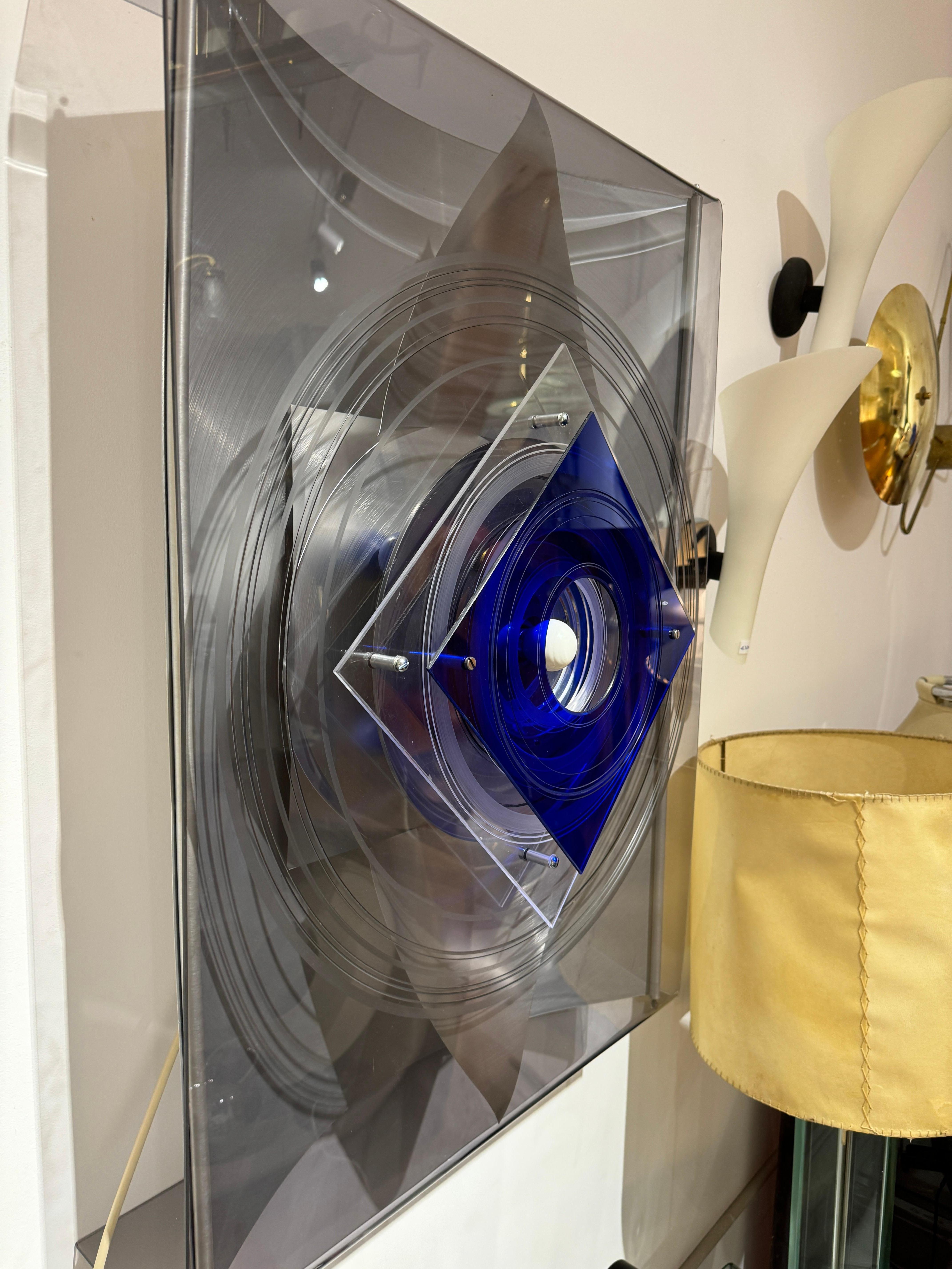 Aluminium Applique optique française en plexiglas et aluminium brossé - années 1970 en vente