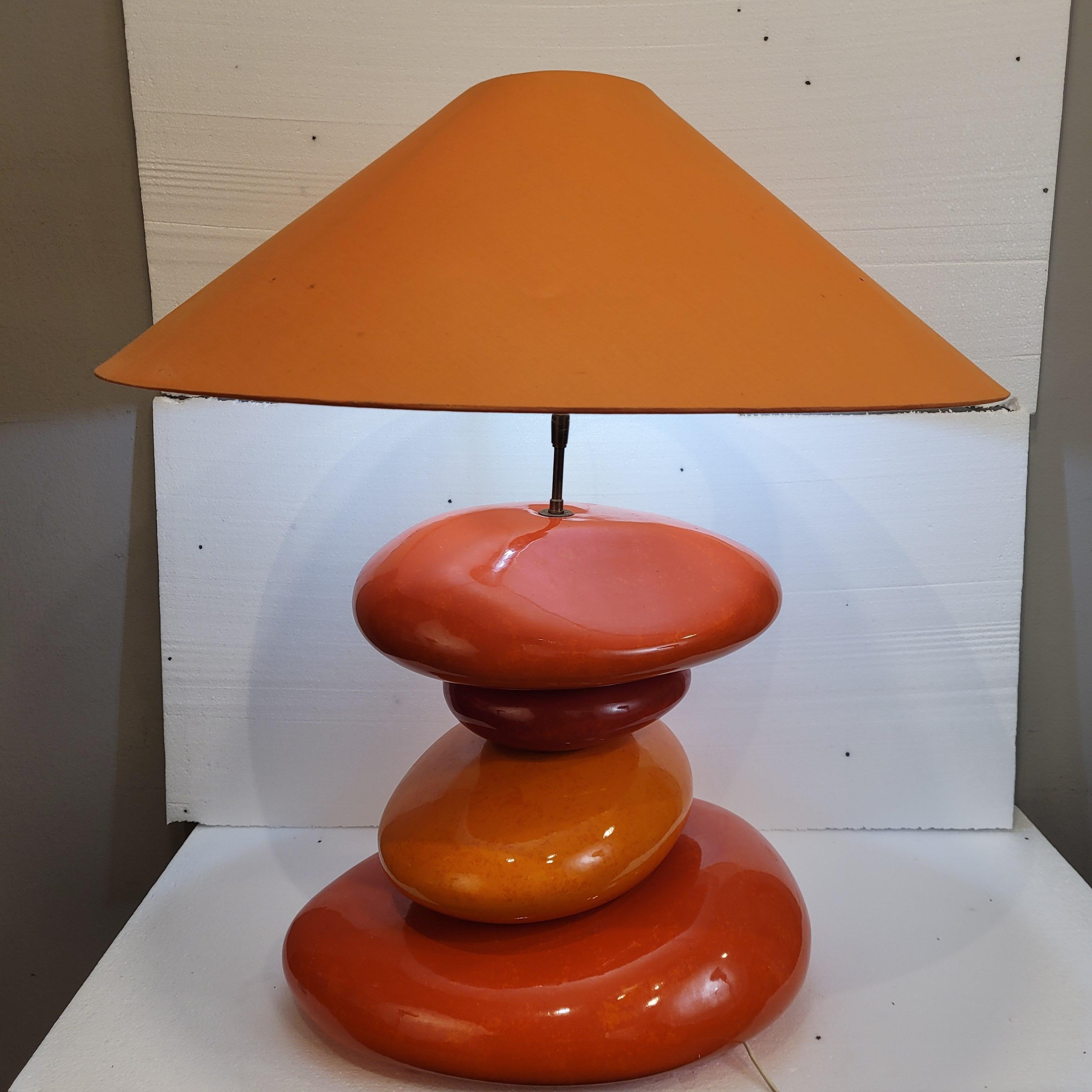 Lampada da tavolo francese arancione, pietre in ceramica smaltata, dopo Chatain in vendita 6