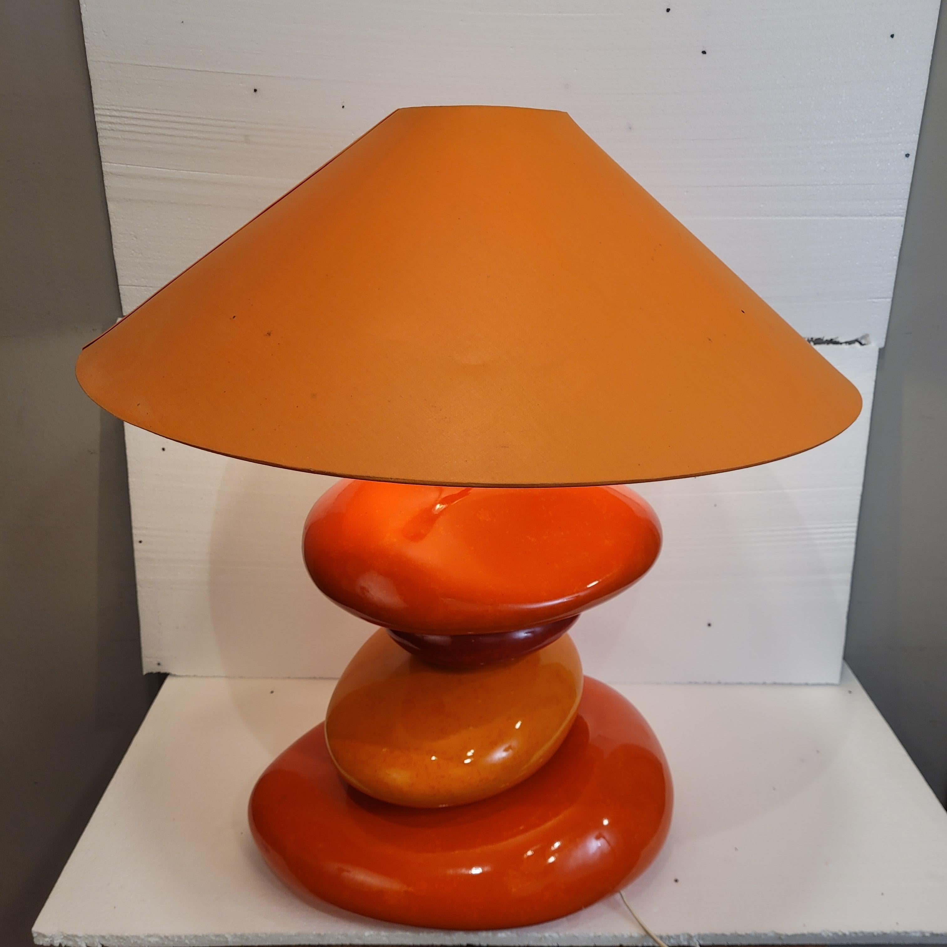 Lampada da tavolo francese arancione, pietre in ceramica smaltata, dopo Chatain In condizioni buone in vendita a Valladolid, ES