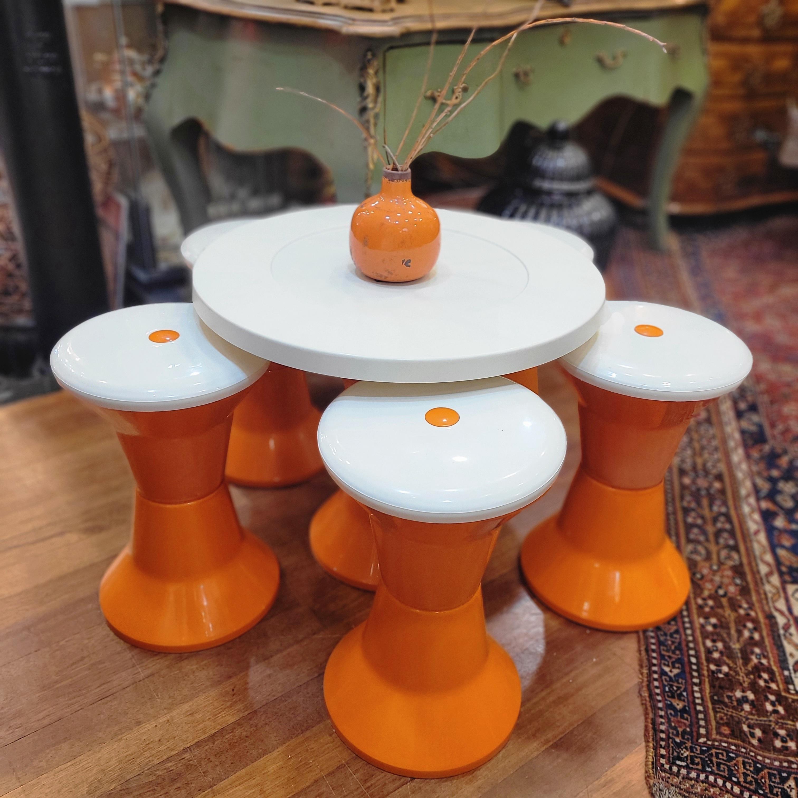 French  Orange white after  Henry Massonet Table and 6 stools set 60s For Sale 11