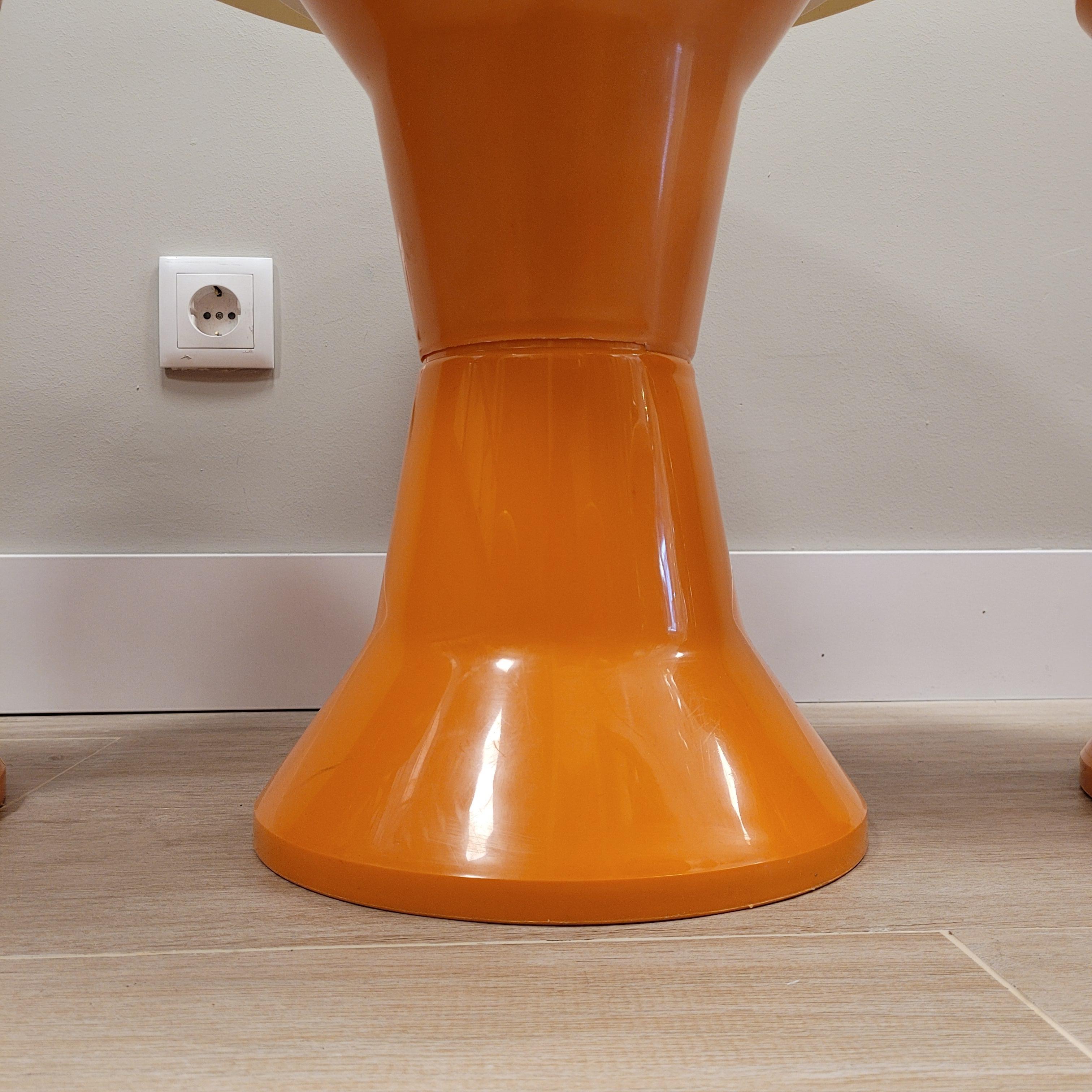 French  Orange white after  Henry Massonet Table and 6 stools set 60s For Sale 2
