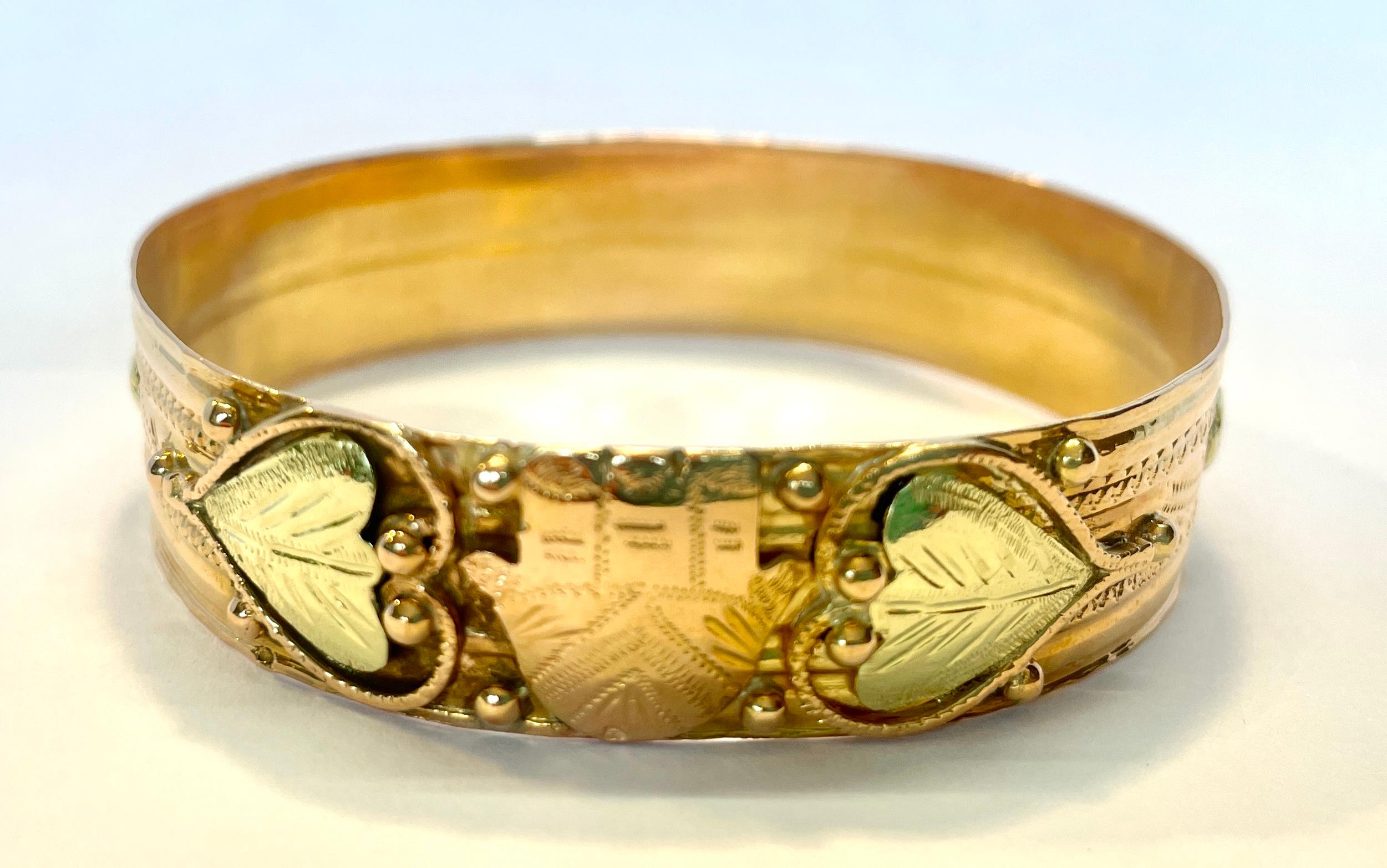 Victorian French Oriental Bangle Gold Bracelet 18 Karat with Khamsa and Heart 1930s For Sale