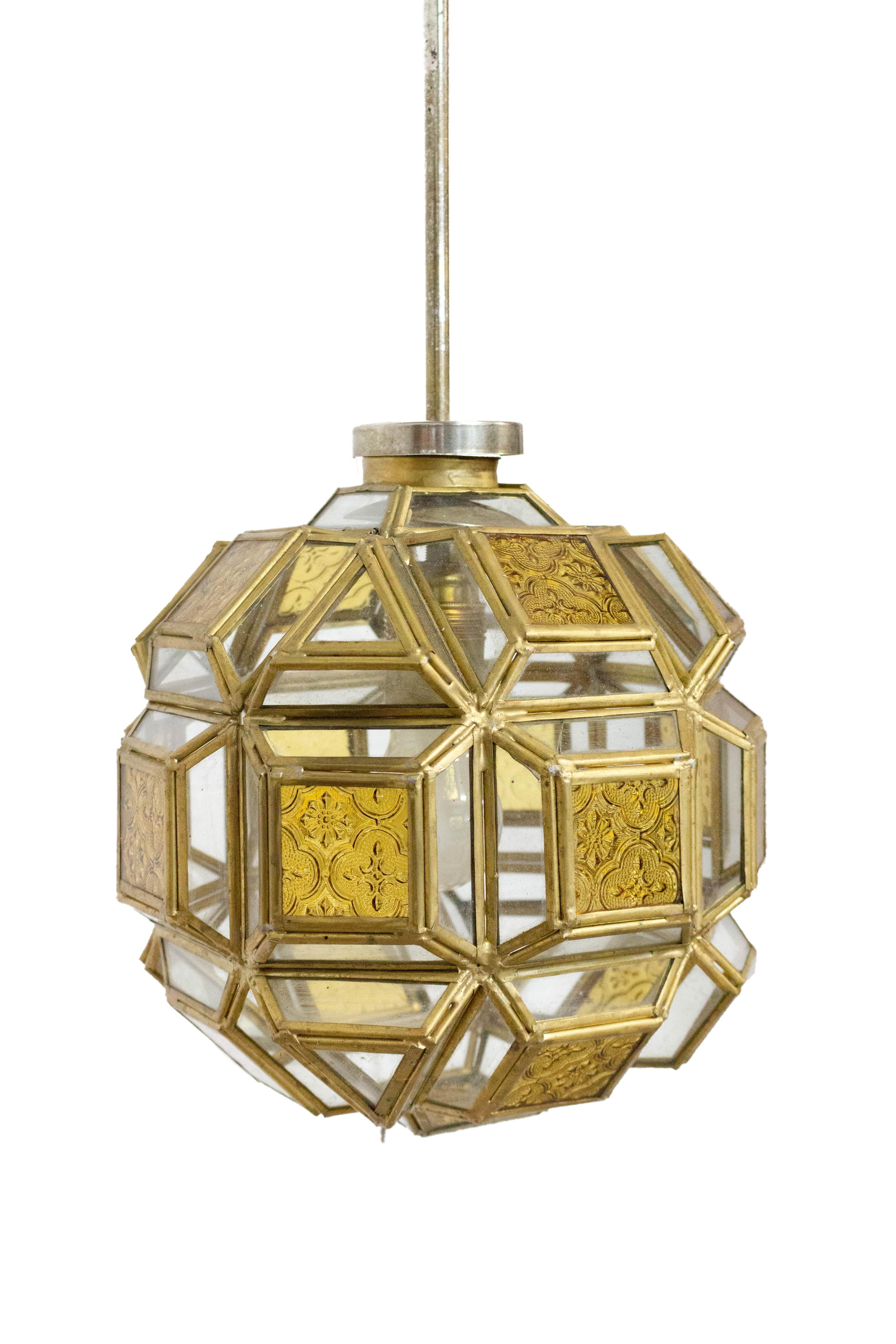 1960s glass pendant light chandelier, France
Orientalist style suspension with colored and transparent glass
This can be rewired to USA, UK and European standards
Good condition with three little facets fissured

Shipping:
H 48/24/24 cm 1.9 kg.