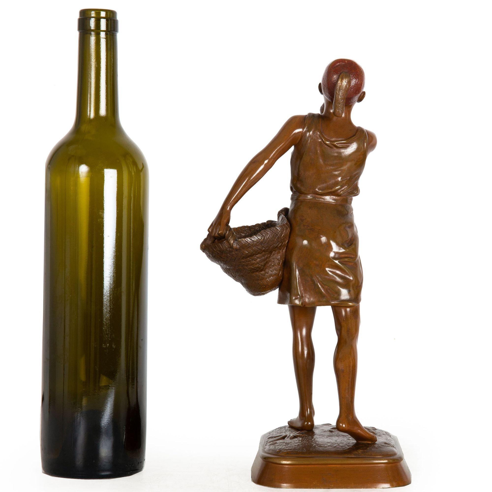 Französische orientalistische Bronzeskulptur eines tunesischen Fruit Sellers von Marcel Debut im Angebot 1